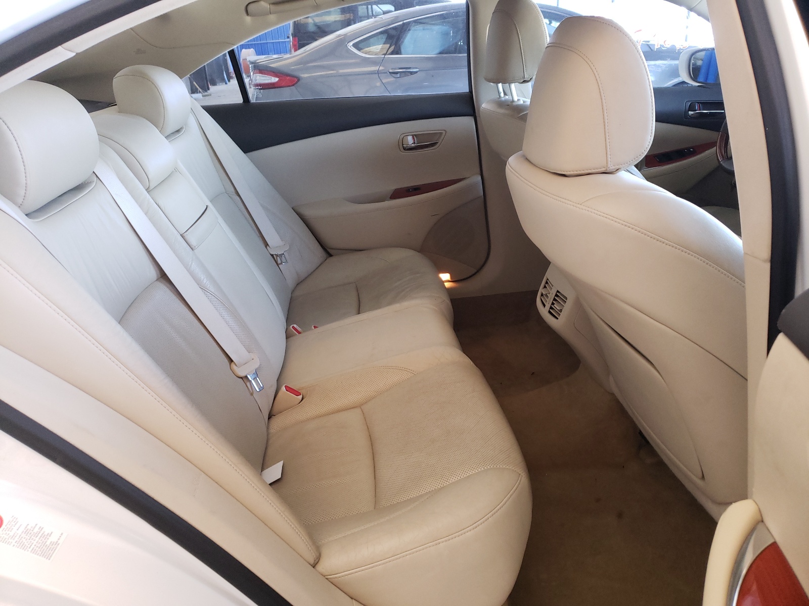 صورة رقم 6 من المزاد - 2010 LEXUS ES 350 مع VIN JTHBK1EG9A2396853