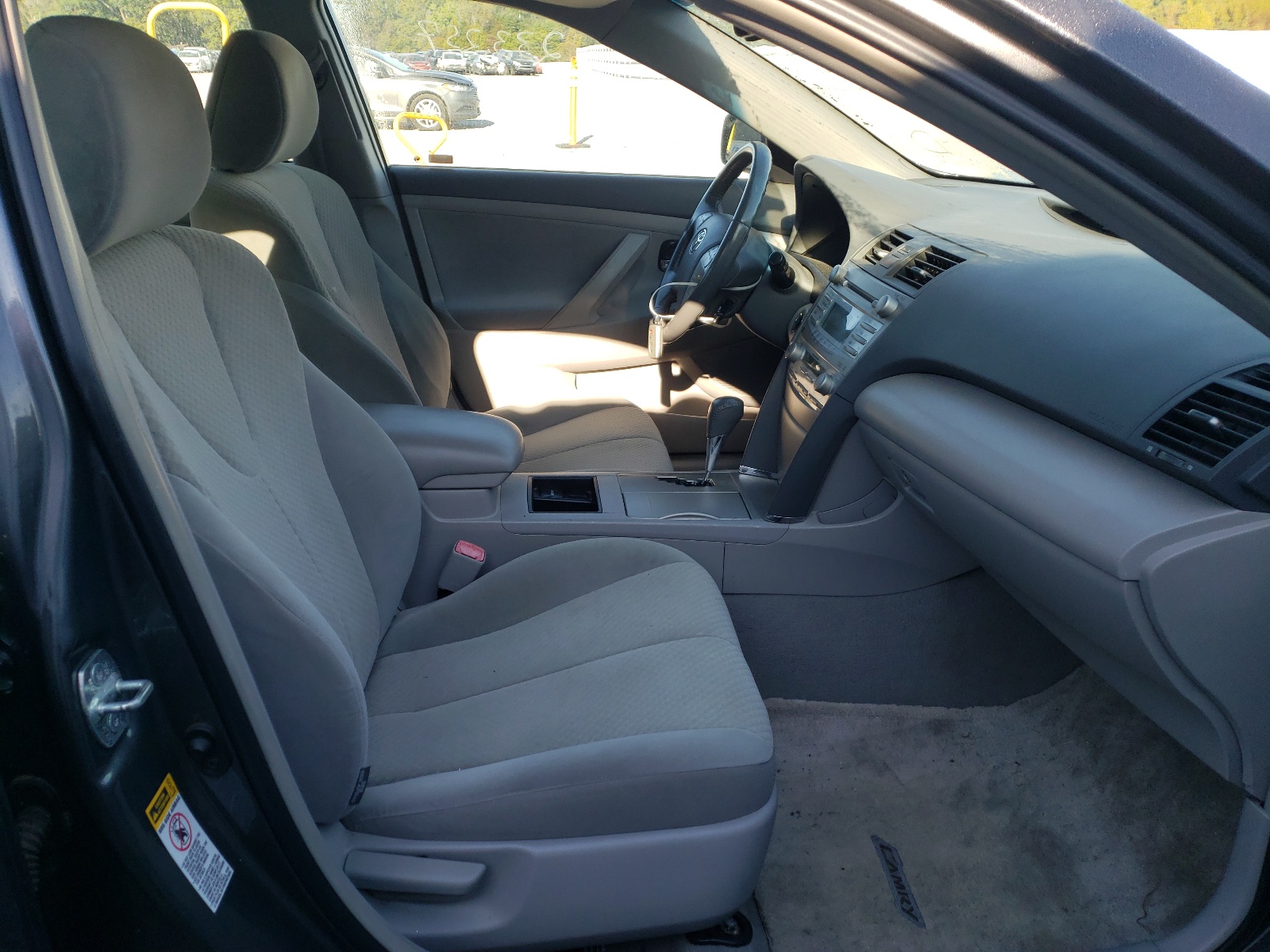 Photo 5 from auction – 2007 TOYOTA CAMRY with VIN 4T1BB46KX7U025148
