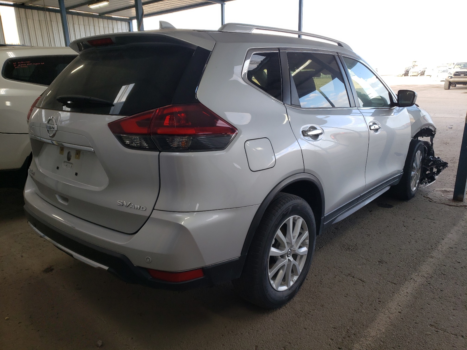 Photo 4 from auction – 2020 NISSAN ROGUE S with VIN KNMAT2MV6LP542874