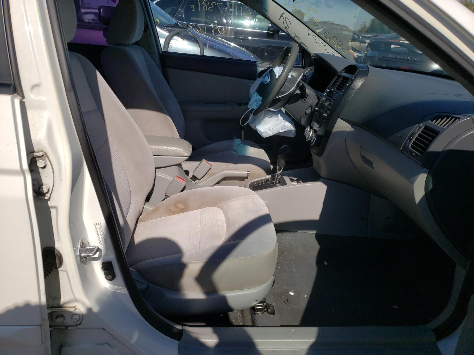 Photo 5 from auction – 2009 KIA SPECTRA with VIN KNAFE122685583234