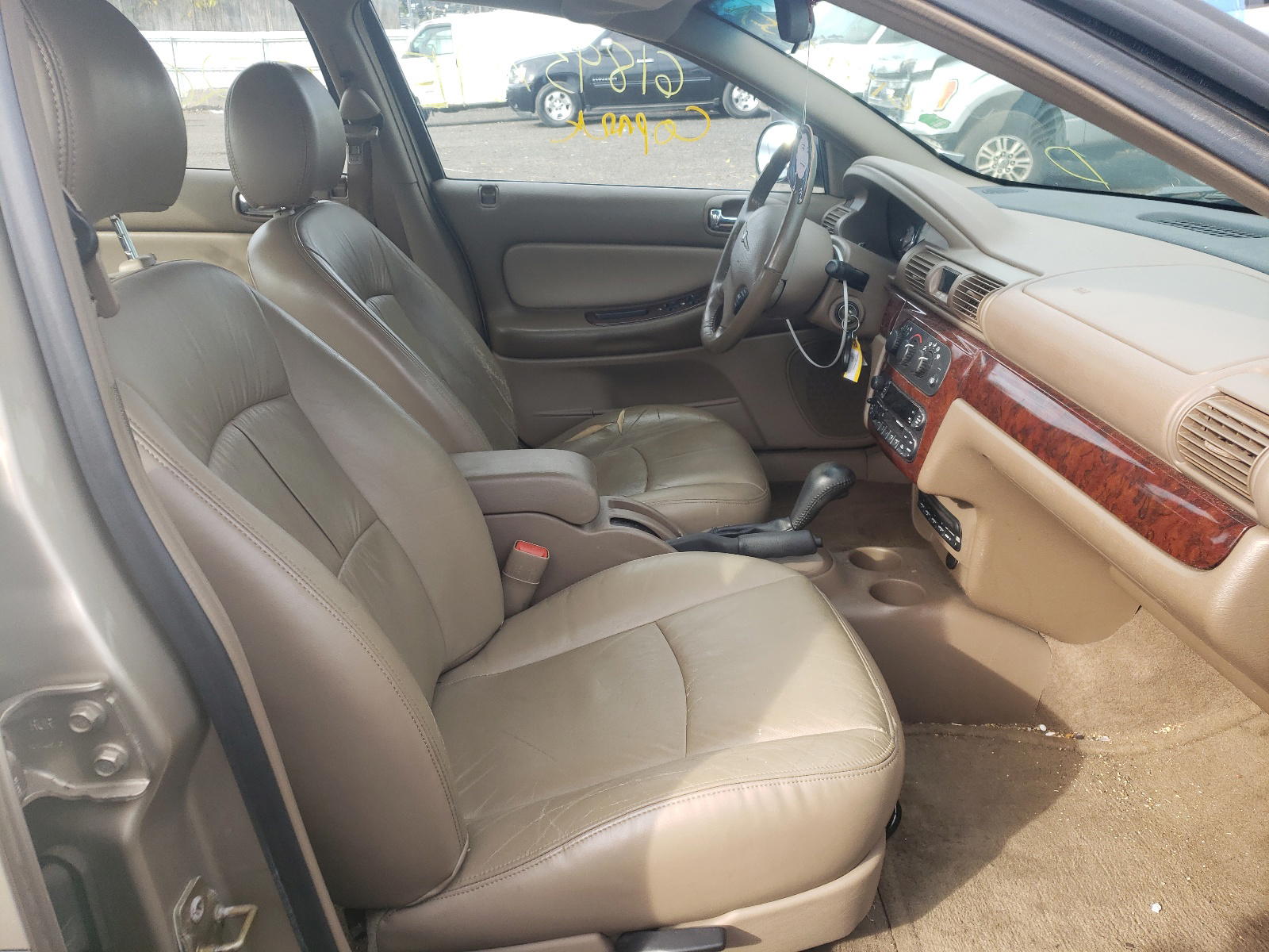 Photo 5 from auction – 2002 CHRYSLER SEBRING LX with VIN 1C3EL56R72N231908