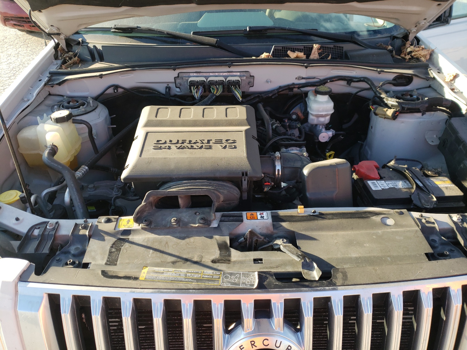 Photo 7 from auction – 2010 MERCURY MARINER PR with VIN 4M2CN9HG5AKJ13561