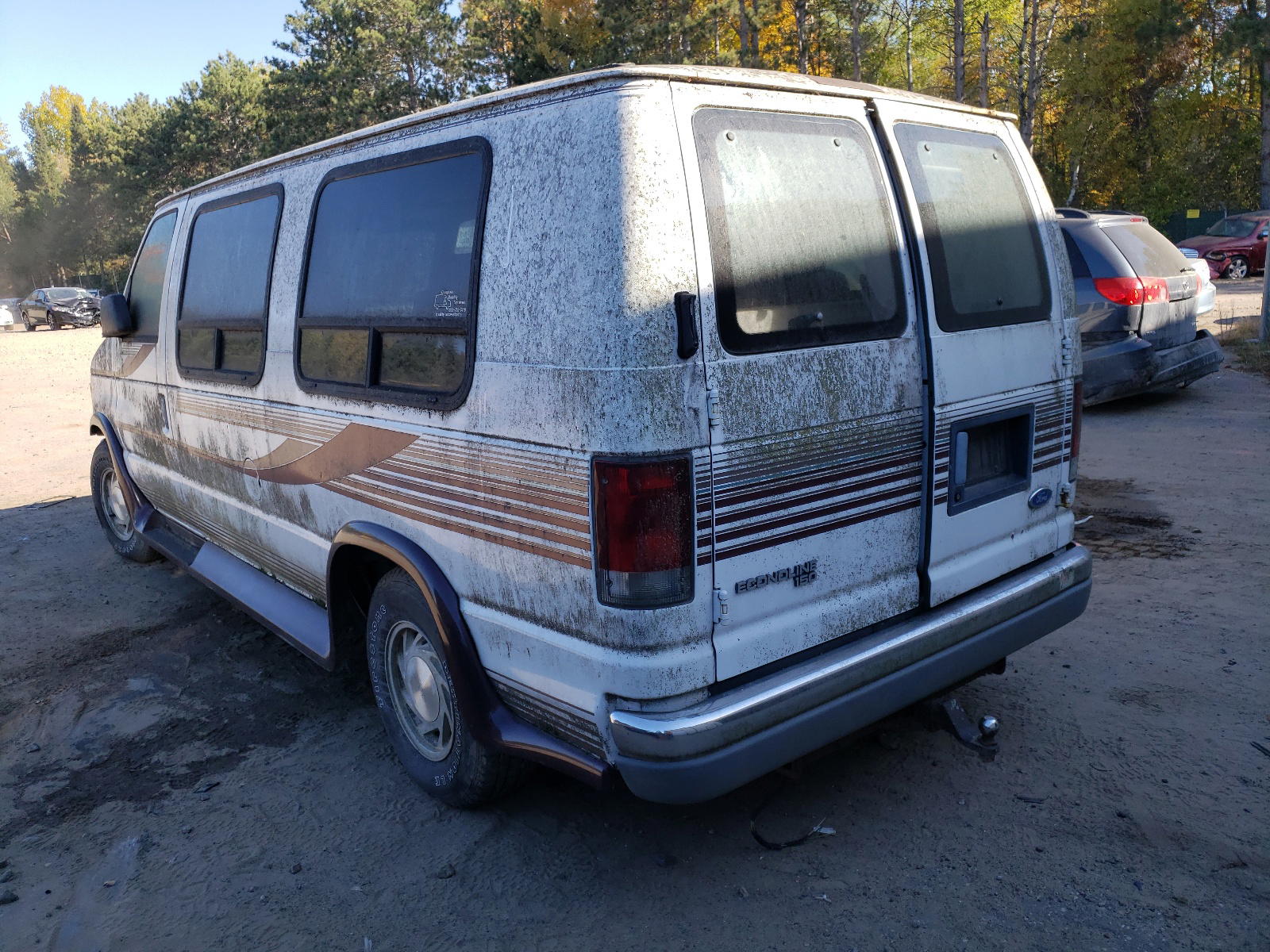 Photo 3 from auction – 1995 FORD ECONOLINE with VIN 1FDEE14H0SHA57697