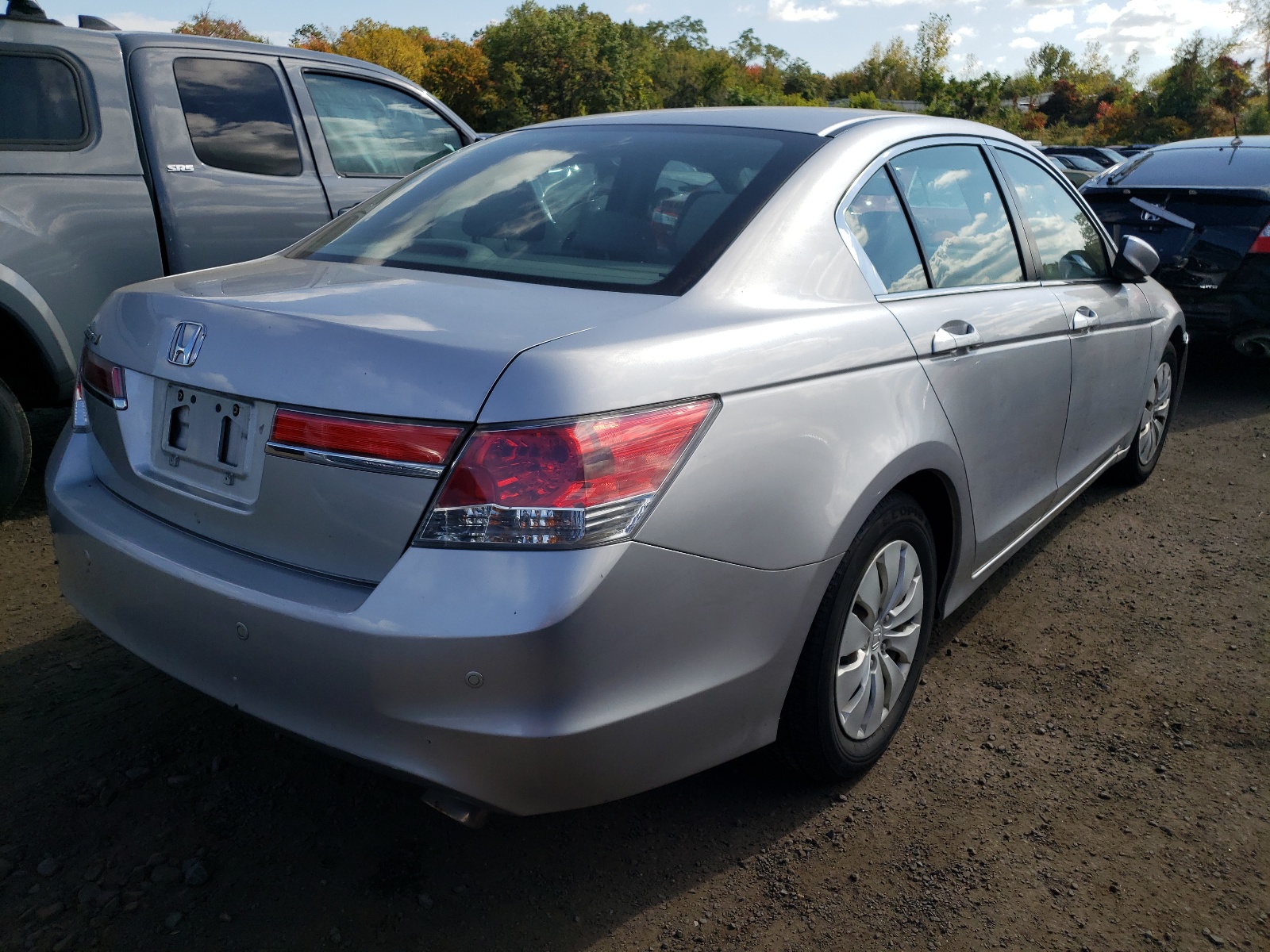 Photo 4 from auction – 2011 HONDA ACCORD LX with VIN 1HGCP2F38BA124019