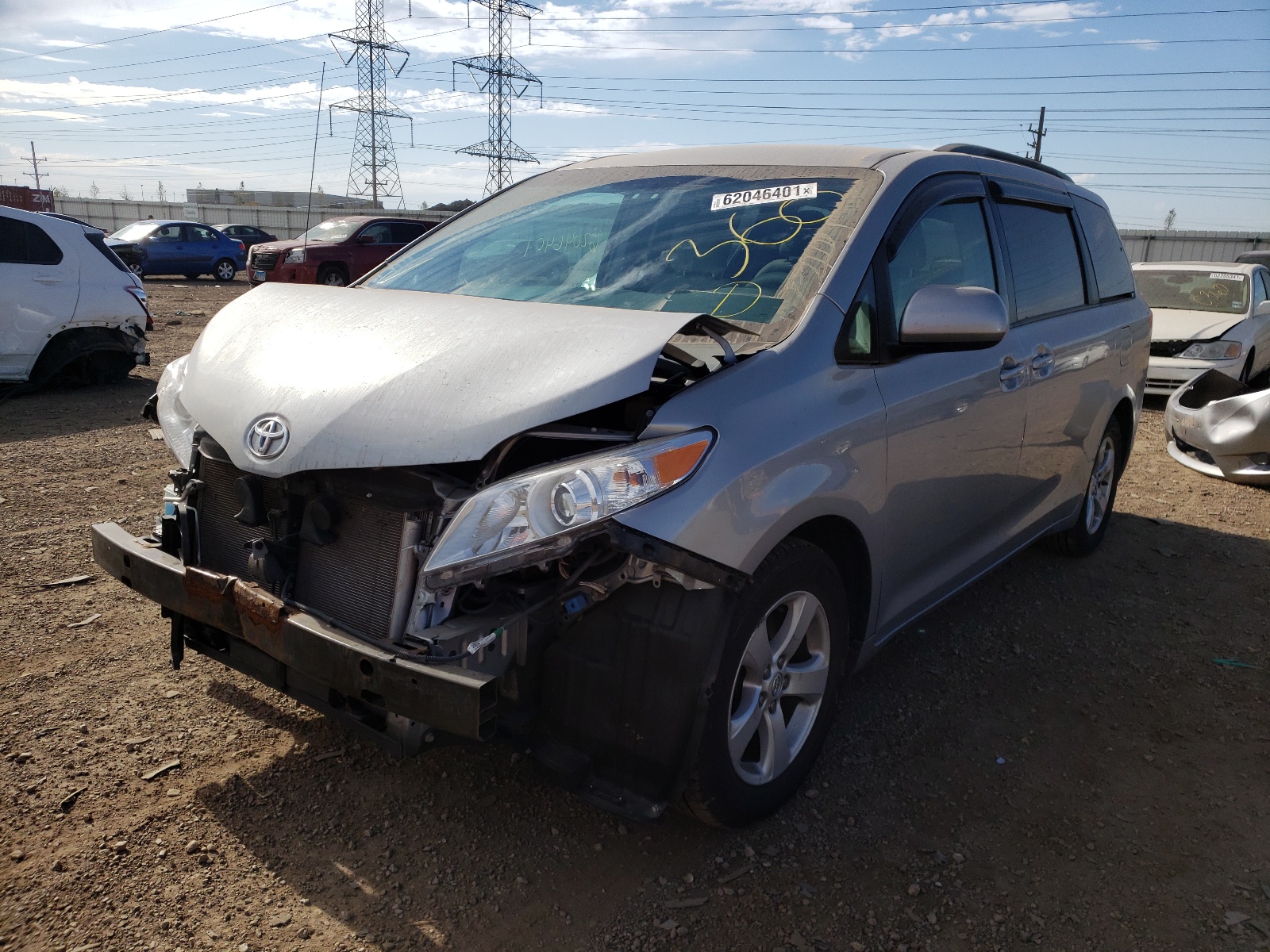 Photo 2 from auction – 2014 TOYOTA SIENNA LE with VIN 5TDKK3DC1ES454528
