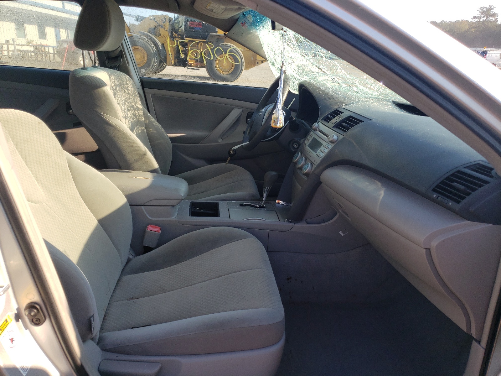 Photo 5 from auction – 2007 TOYOTA CAMRY with VIN 4T1BE46K87U182765