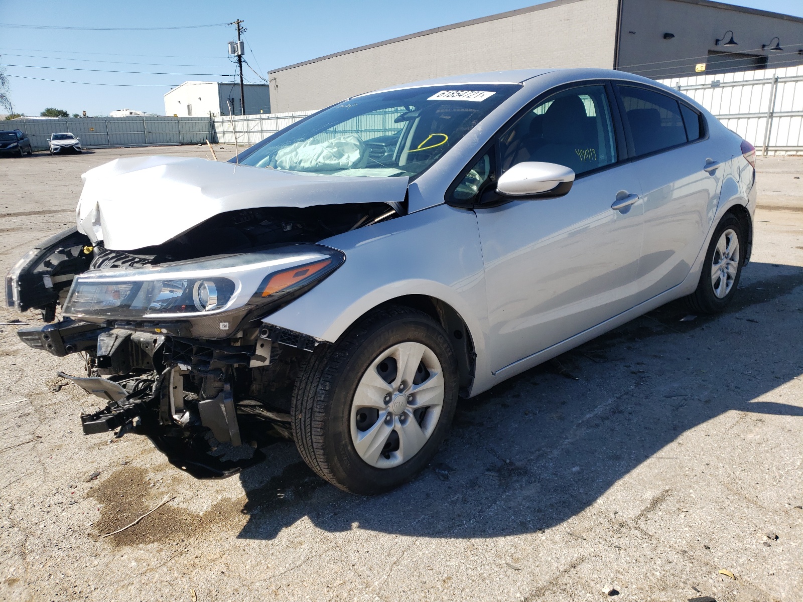 Photo 2 from auction – 2017 KIA FORTE LX with VIN 3KPFK4A73HE062454