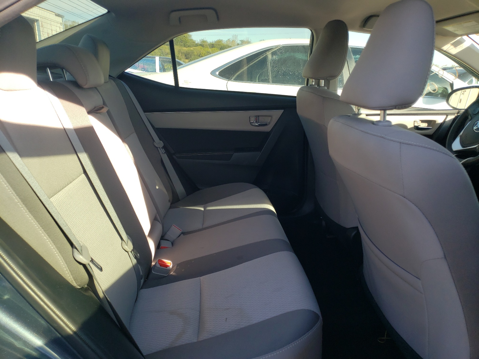 Photo 6 from auction – 2017 TOYOTA COROLLA L with VIN 2T1BURHE9HC893417