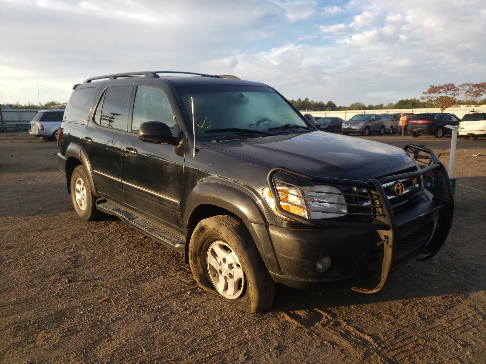 TOYOTA SEQUOIA LI 2002 with VIN 5TDBT48AX2S096739 - Photo from auction