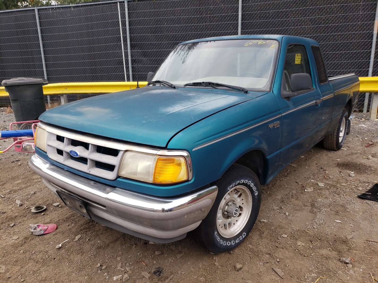Photo 2 from auction – 1993 FORD RANGER SUP with VIN 1FTCR14A8PTA93645