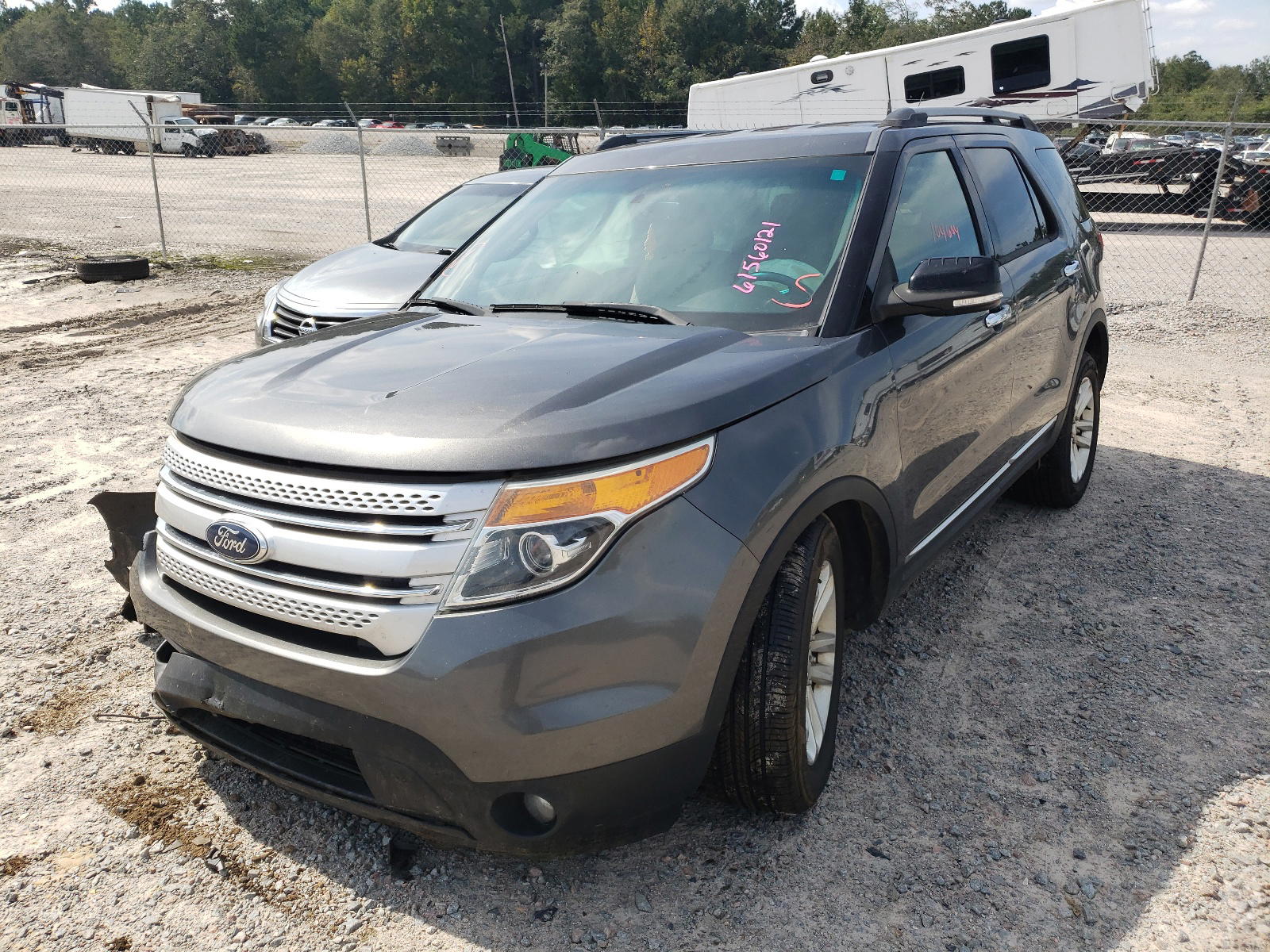 Photo 2 from auction – 2015 FORD EXPLORER X with VIN 1FM5K7D85FGB15858