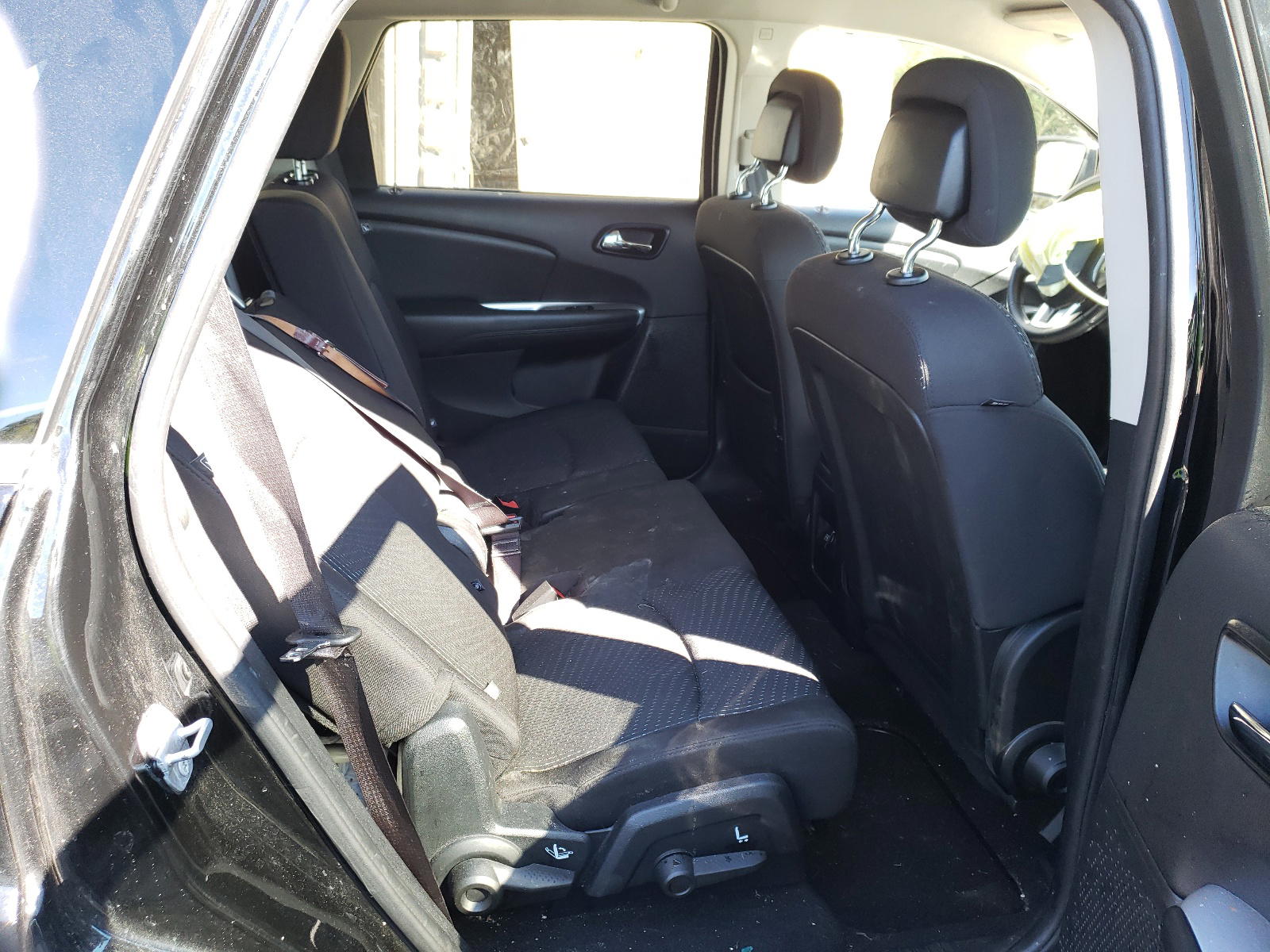 Photo 6 from auction – 2017 DODGE JOURNEY SX with VIN 3C4PDDBGXHT549210