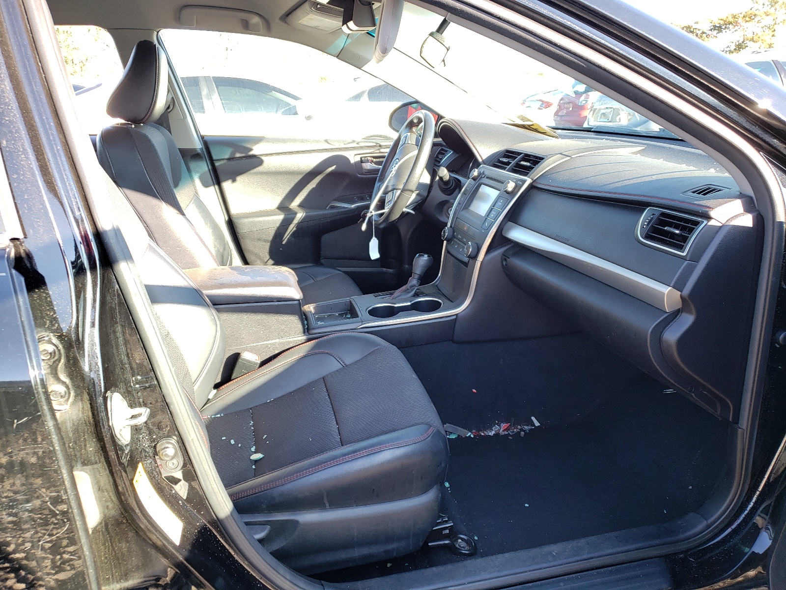 Photo 5 from auction – 2016 TOYOTA CAMRY LE with VIN 4T1BF1FK8GU134453
