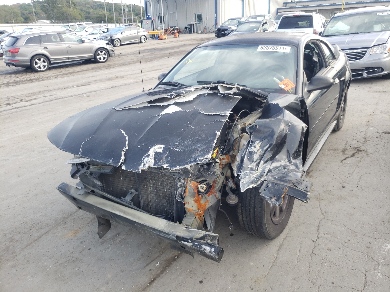 Photo 2 from auction – 2001 FORD MUSTANG with VIN 1FAFP404X1F154865
