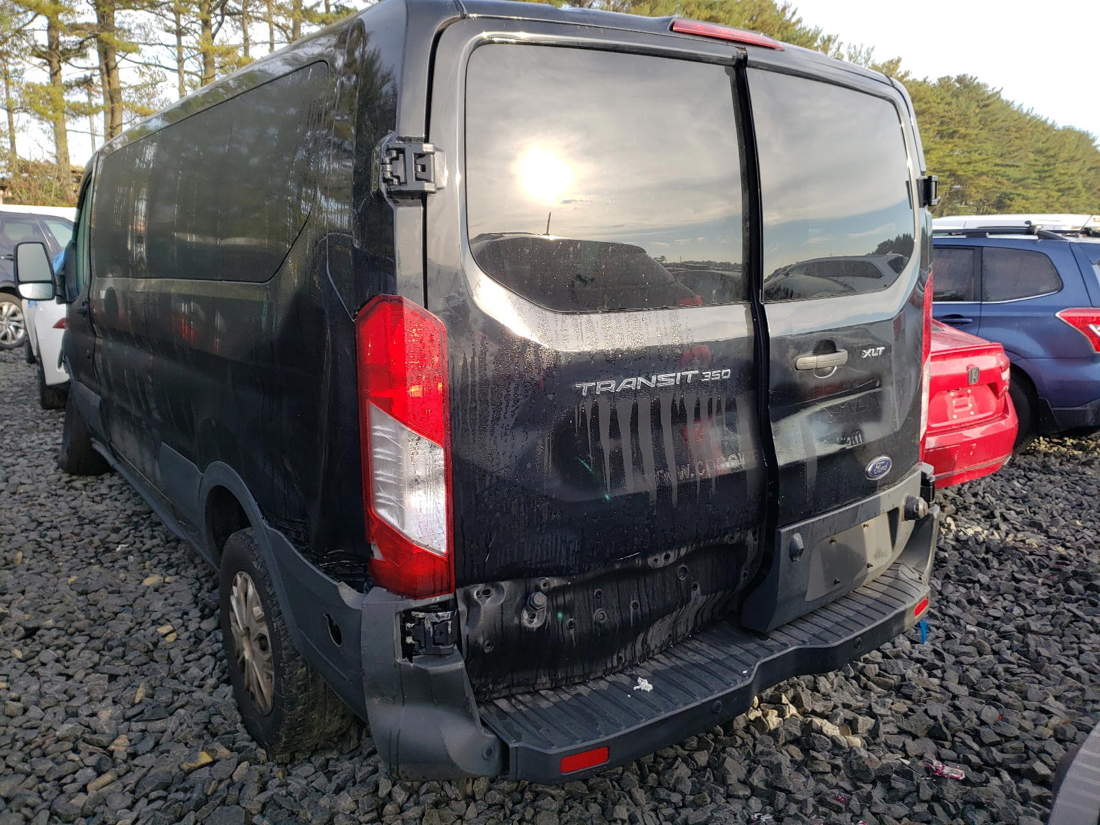 Photo 3 from auction – 2017 FORD TRANSIT T- with VIN 1FBZX2YMXHKA96844