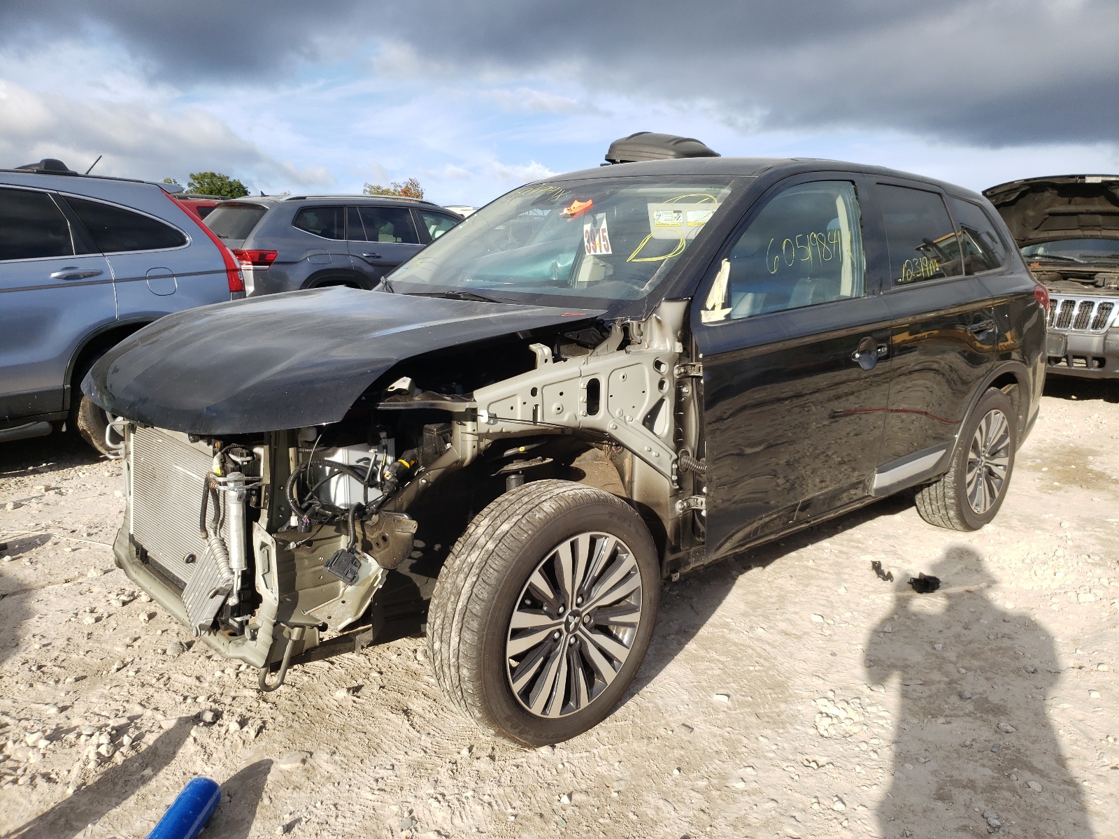 Photo 2 from auction – 2020 MITSUBISHI OUTLANDER with VIN JA4AZ3A34LZ045828