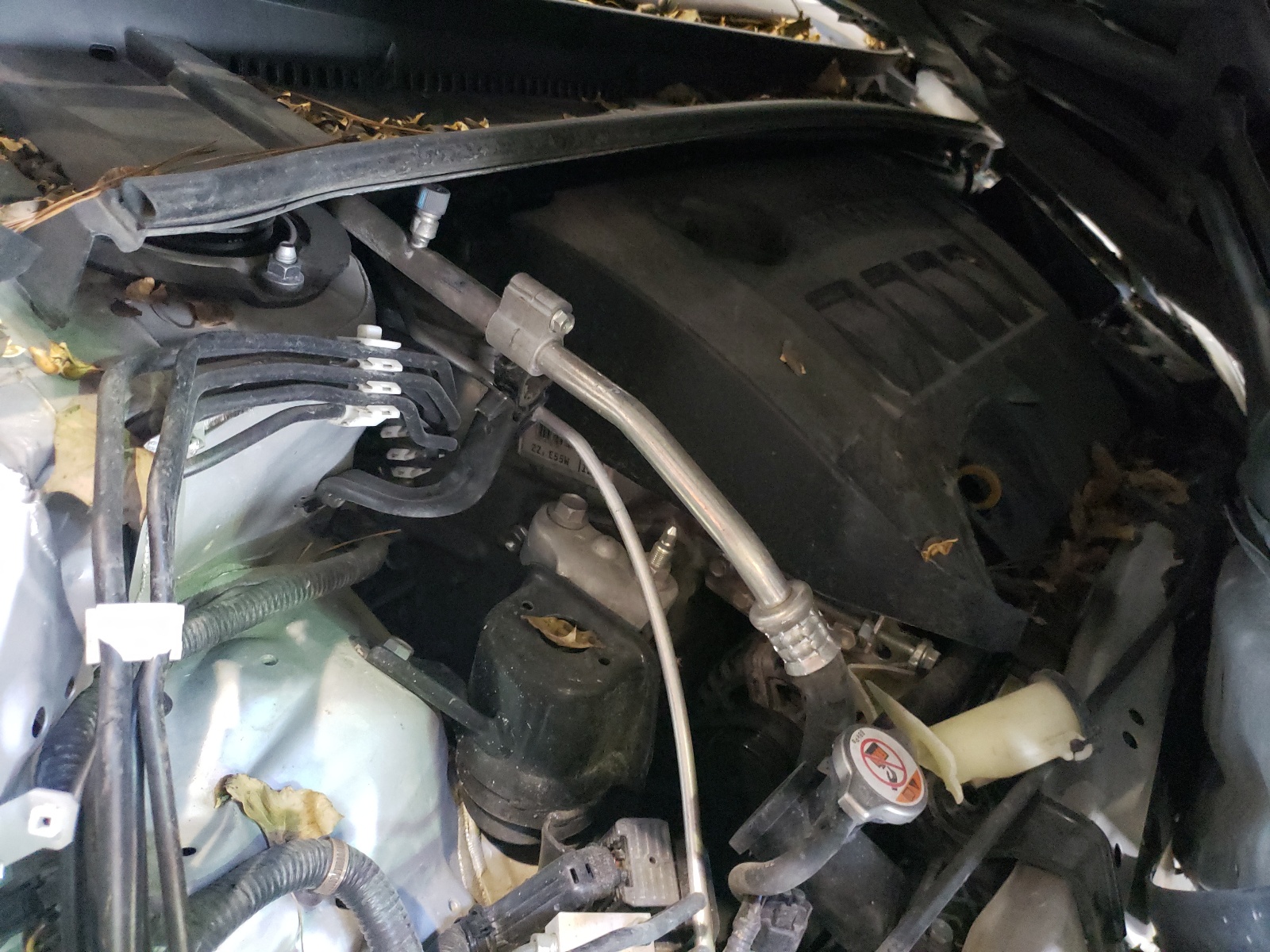 Photo 7 from auction – 2018 TOYOTA COROLLA L with VIN 5YFBURHE3JP752963