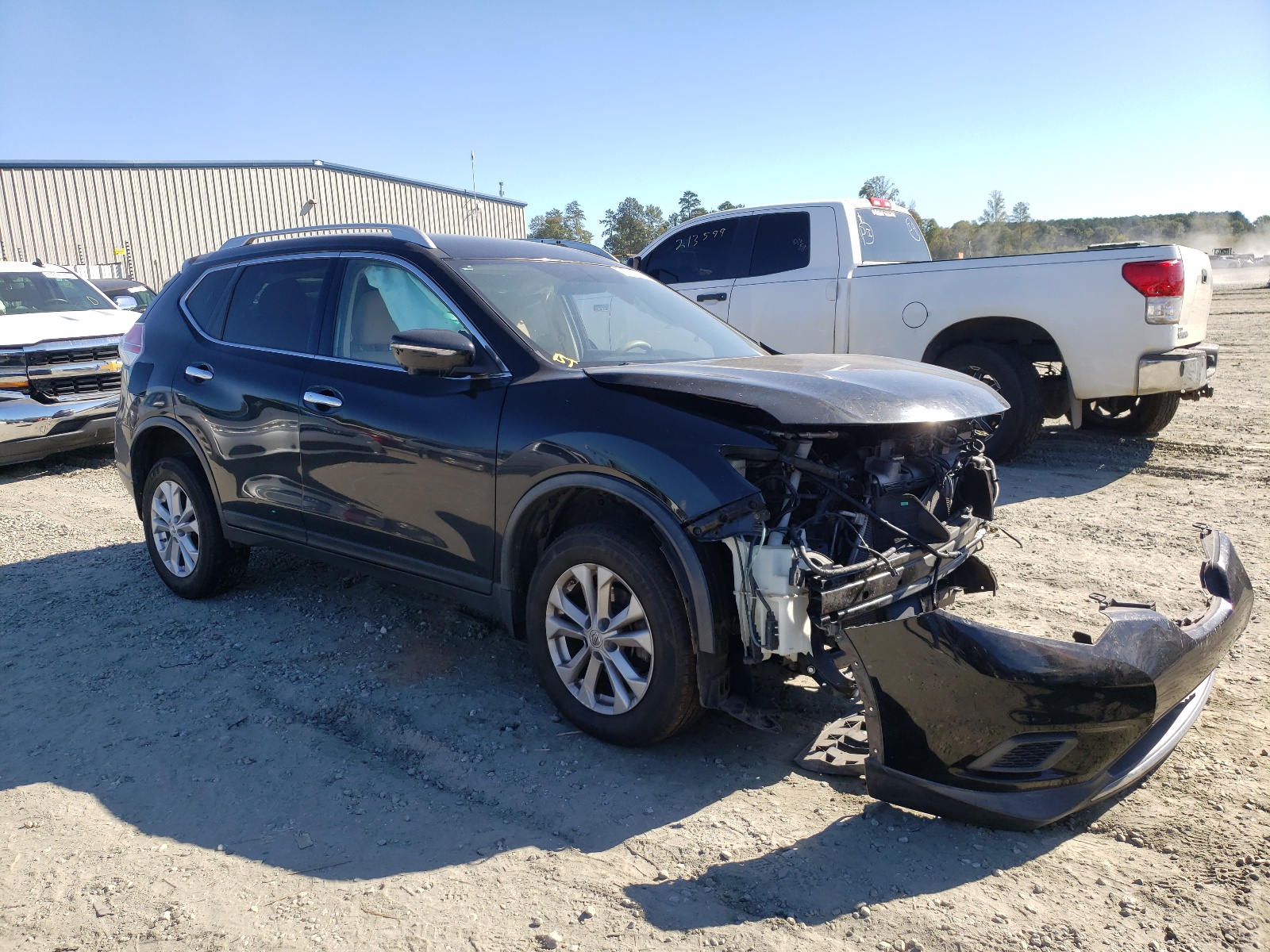 NISSAN ROGUE S 2015 with VIN KNMAT2MV7FP503635 - Photo from auction