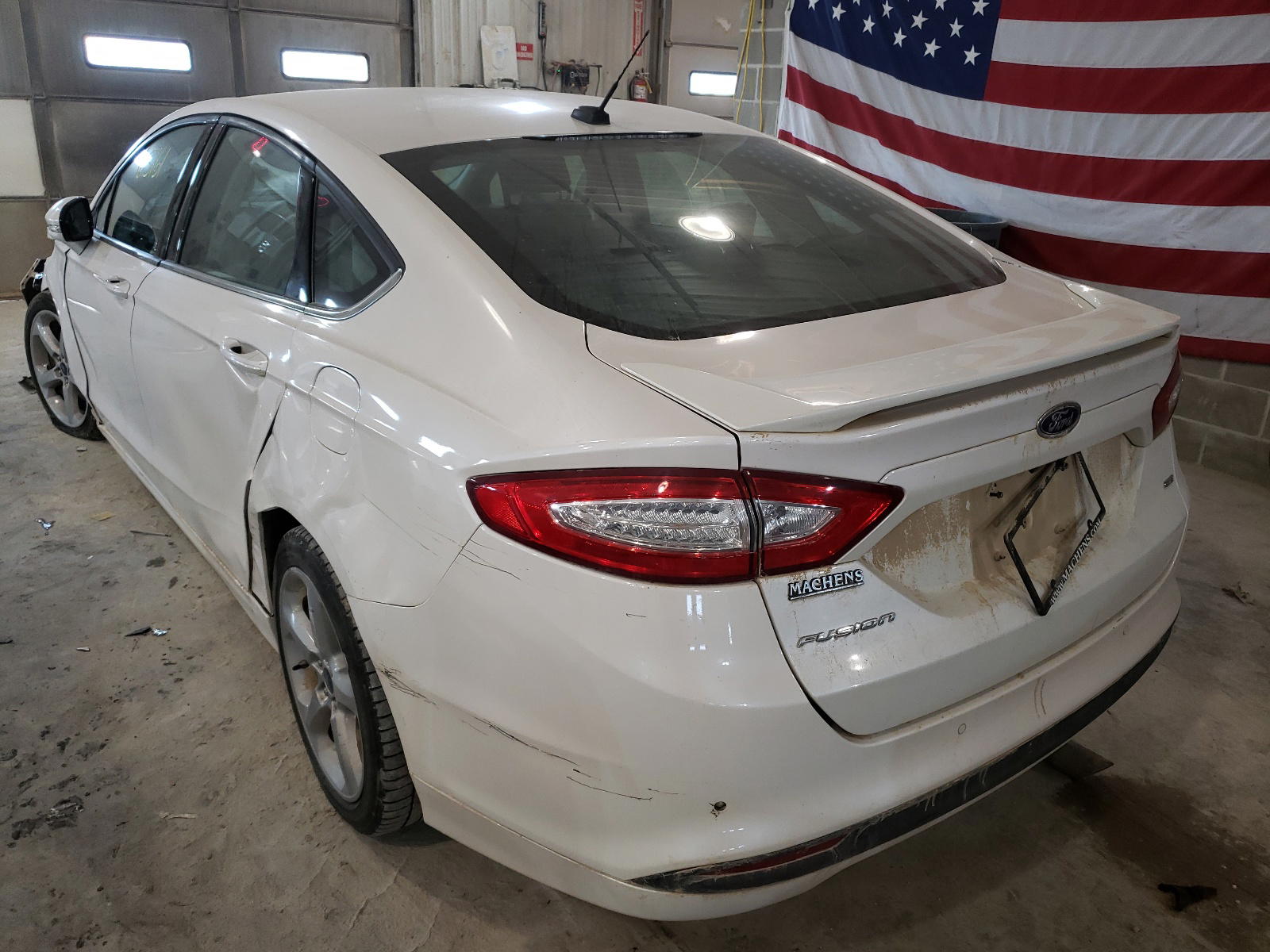 Photo 3 from auction – 2016 FORD FUSION SE with VIN 3FA6P0H72GR310528