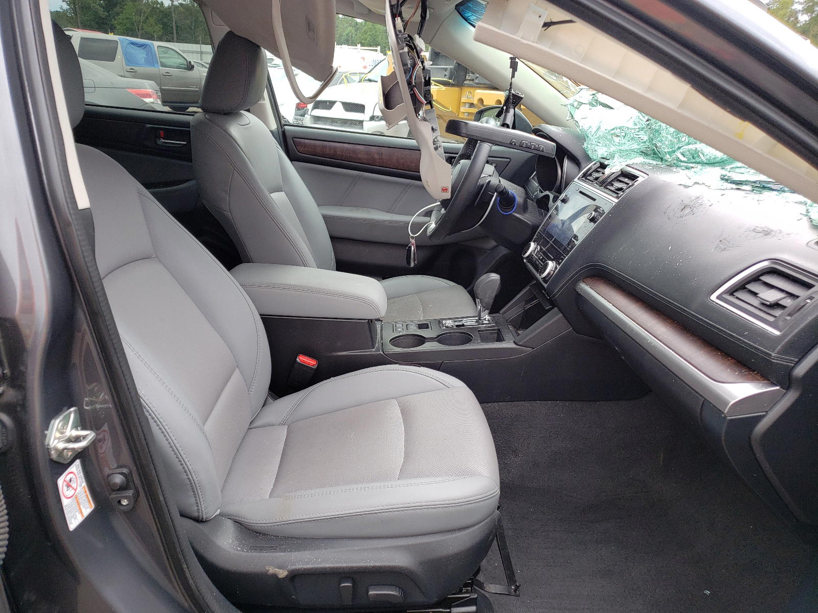Photo 5 from auction – 2019 SUBARU OUTBACK 3. with VIN 4S4BSENC9K3281456