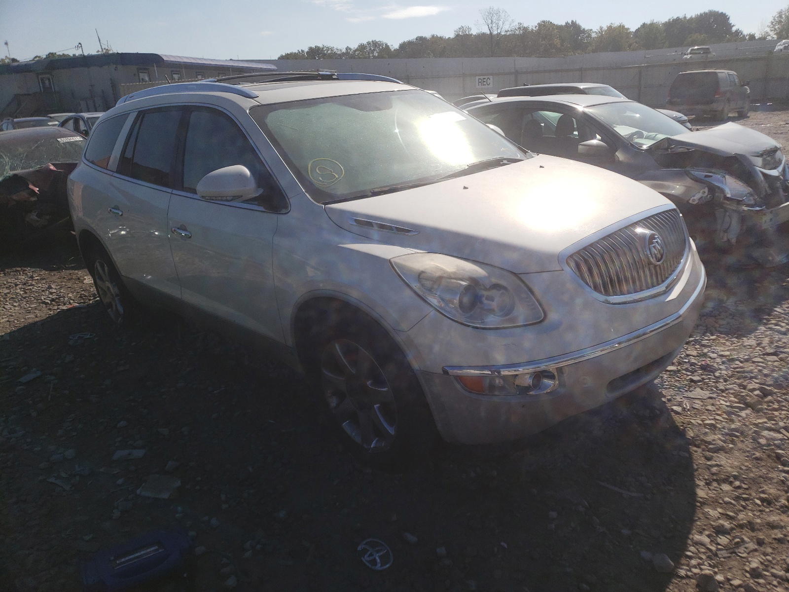 BUICK ENCLAVE CX 2008 with VIN 5GAER23778J154177 - Photo from auction