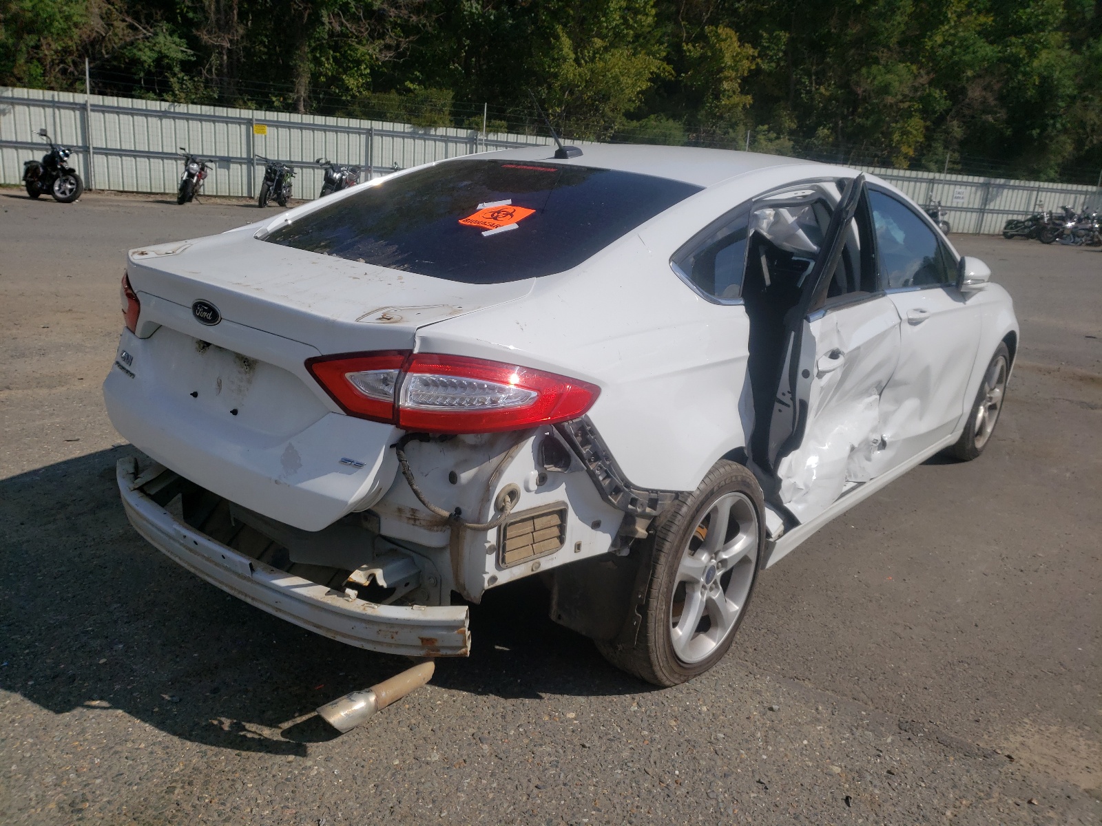 Photo 4 from auction – 2014 FORD FUSION SE with VIN 3FA6P0H77ER306438