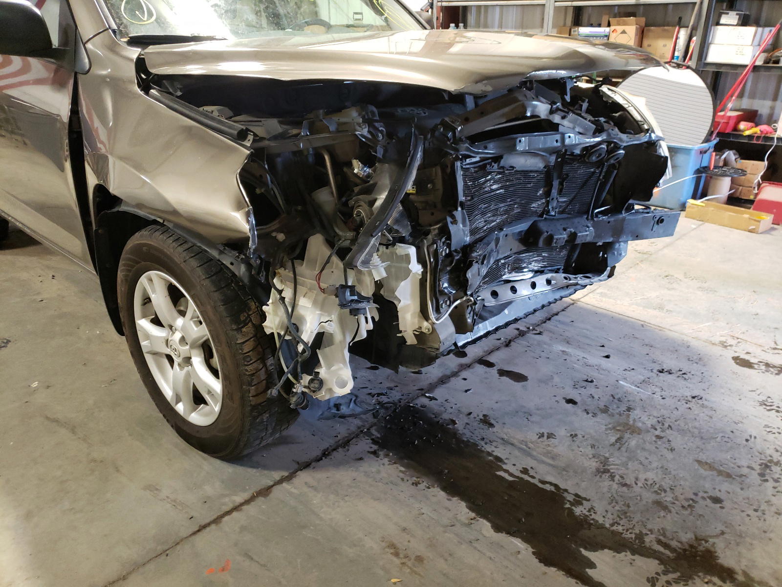 Photo 9 from auction – 2011 TOYOTA RAV4 with VIN 2T3BF4DV6BW088538