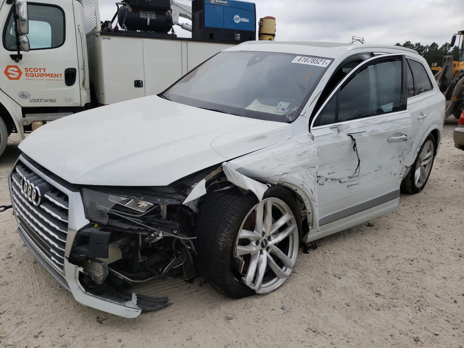 Photo 2 from auction – 2018 AUDI Q7 PRESTIG with VIN WA1VAAF74JD030300