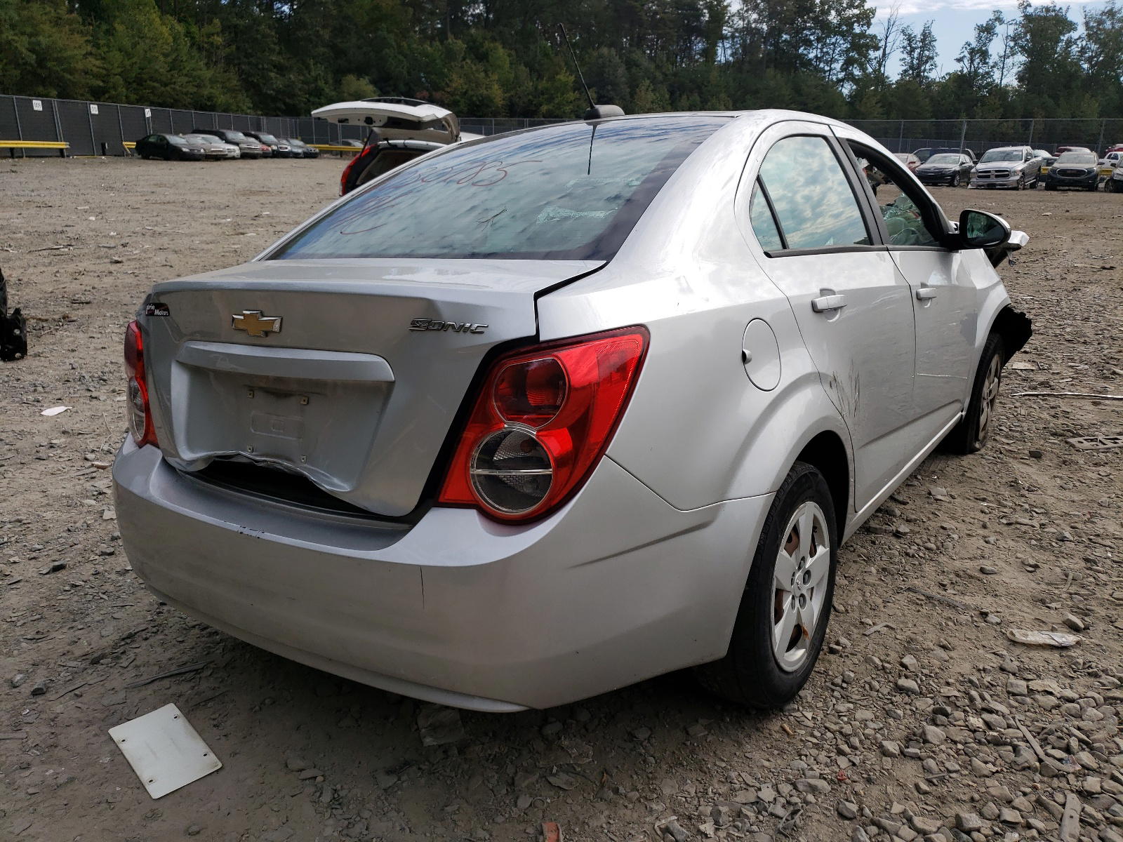 Photo 4 from auction – 2015 CHEVROLET SONIC LS with VIN 1G1JA5SH1F4120790