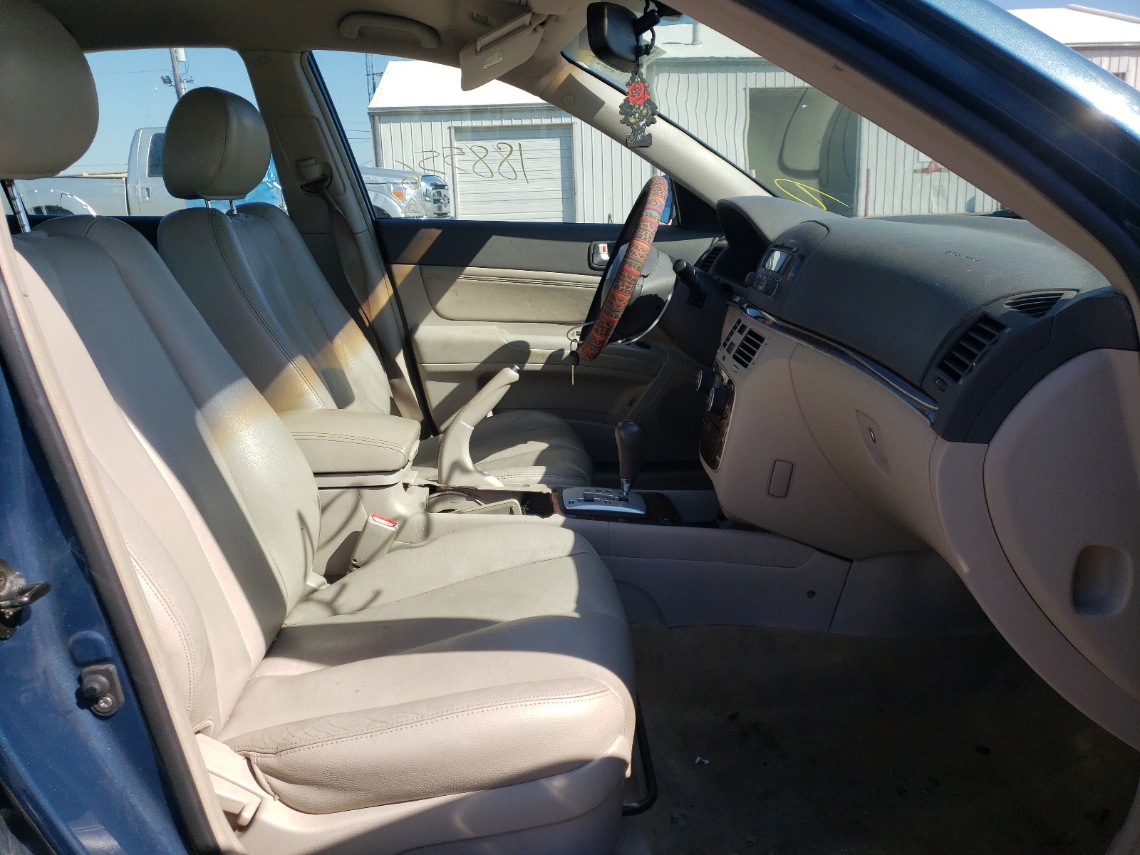 Photo 5 from auction – 2006 HYUNDAI SONATA GLS with VIN 5NPEU46F46H077494