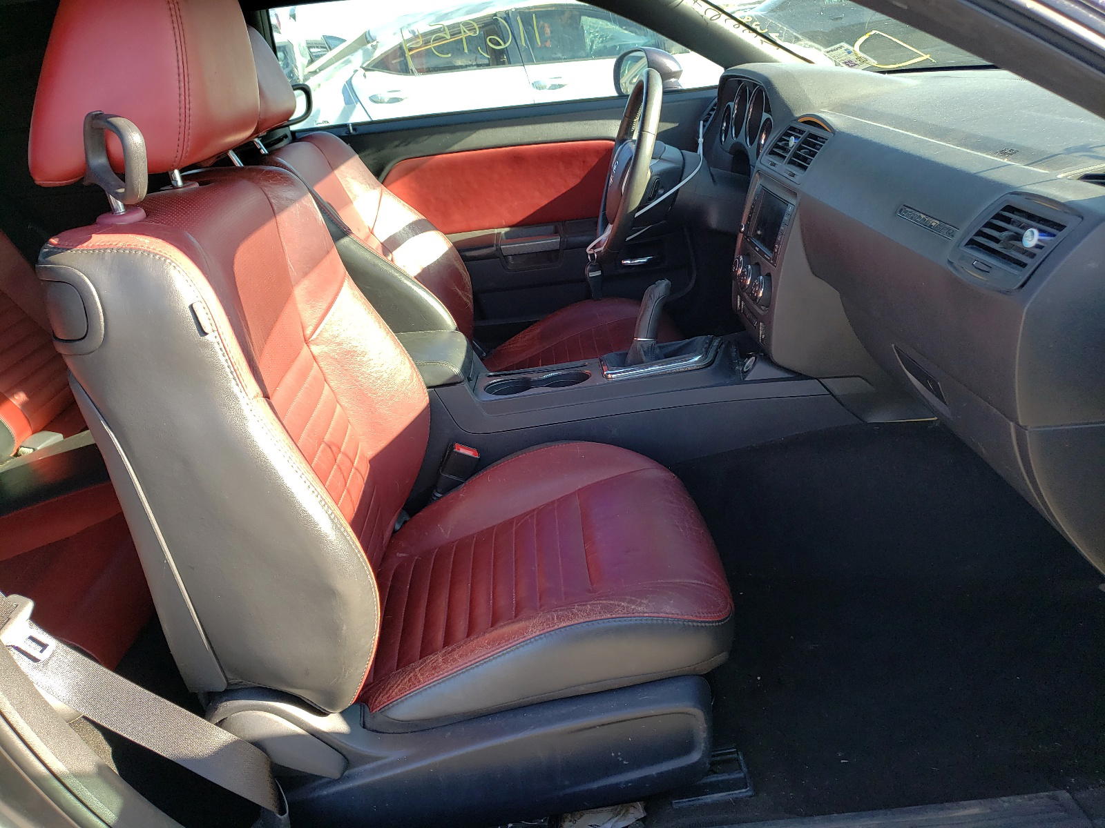 Photo 5 from auction – 2013 DODGE CHALLENGER with VIN 2C3CDYBT3DH742325