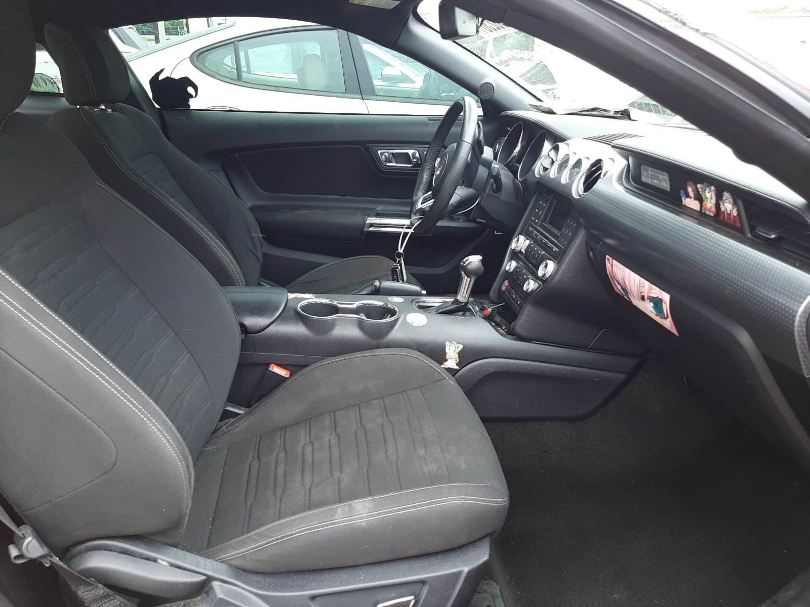 Photo 5 from auction – 2016 FORD MUSTANG with VIN 1FA6P8TH1G5252669