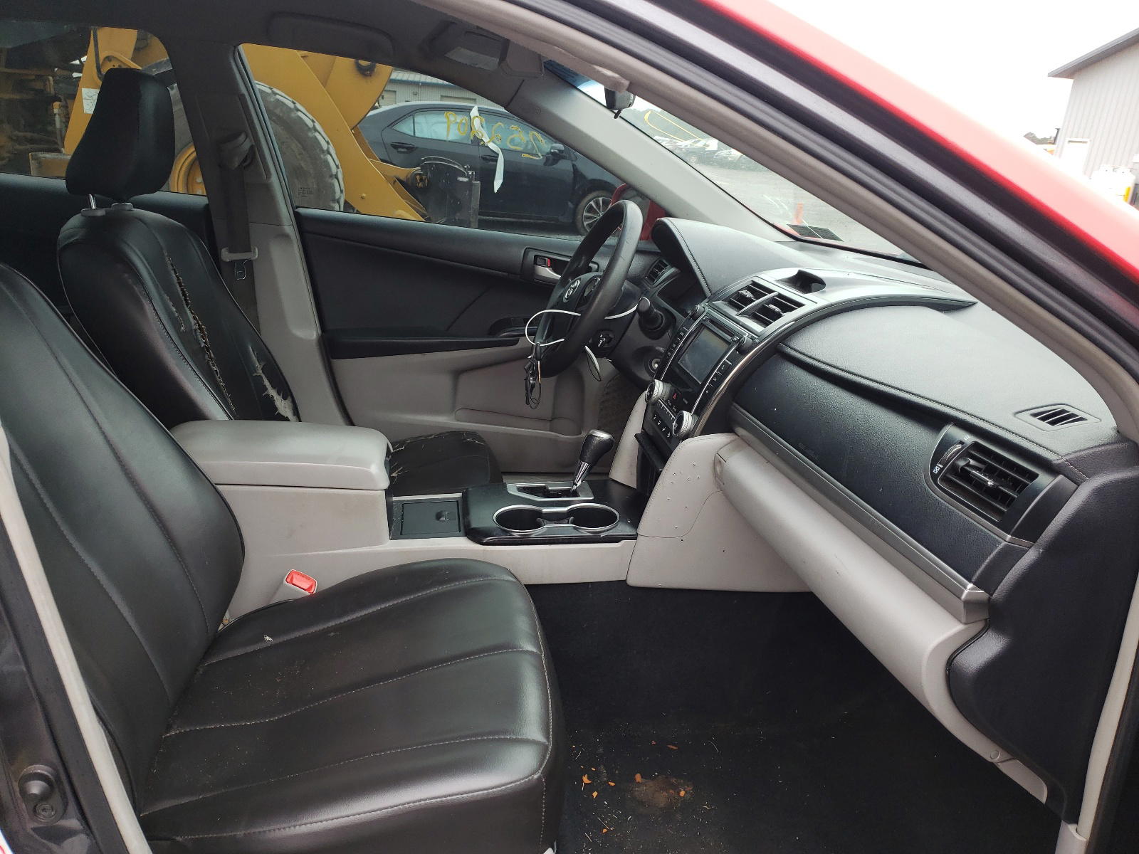 Photo 5 from auction – 2012 TOYOTA CAMRY BASE with VIN 4T4BF1FK2CR208272