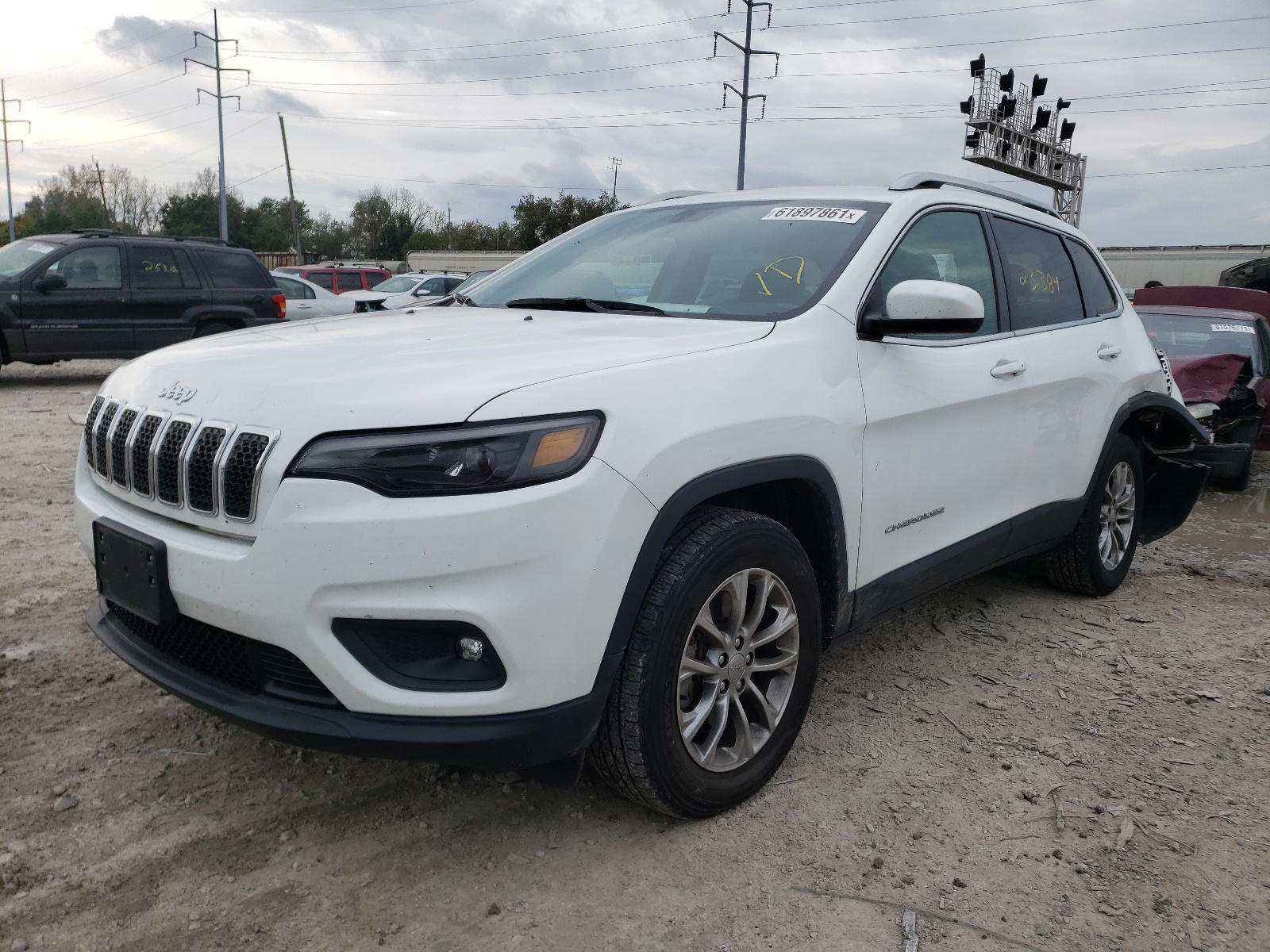 Photo 2 from auction – 2019 JEEP CHEROKEE L with VIN 1C4PJMLB5KD139780