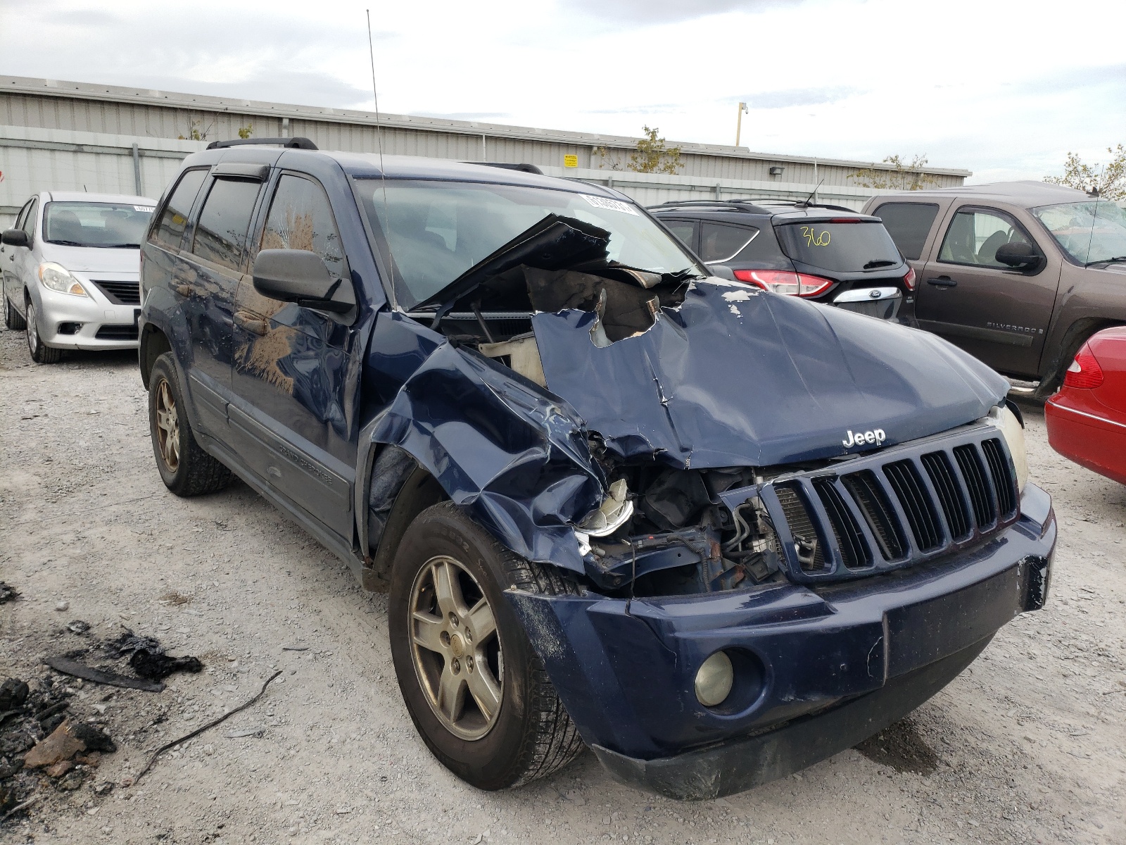 Photo 9 from auction – 2005 JEEP GRAND CHER with VIN 1J4GR48K85C516284