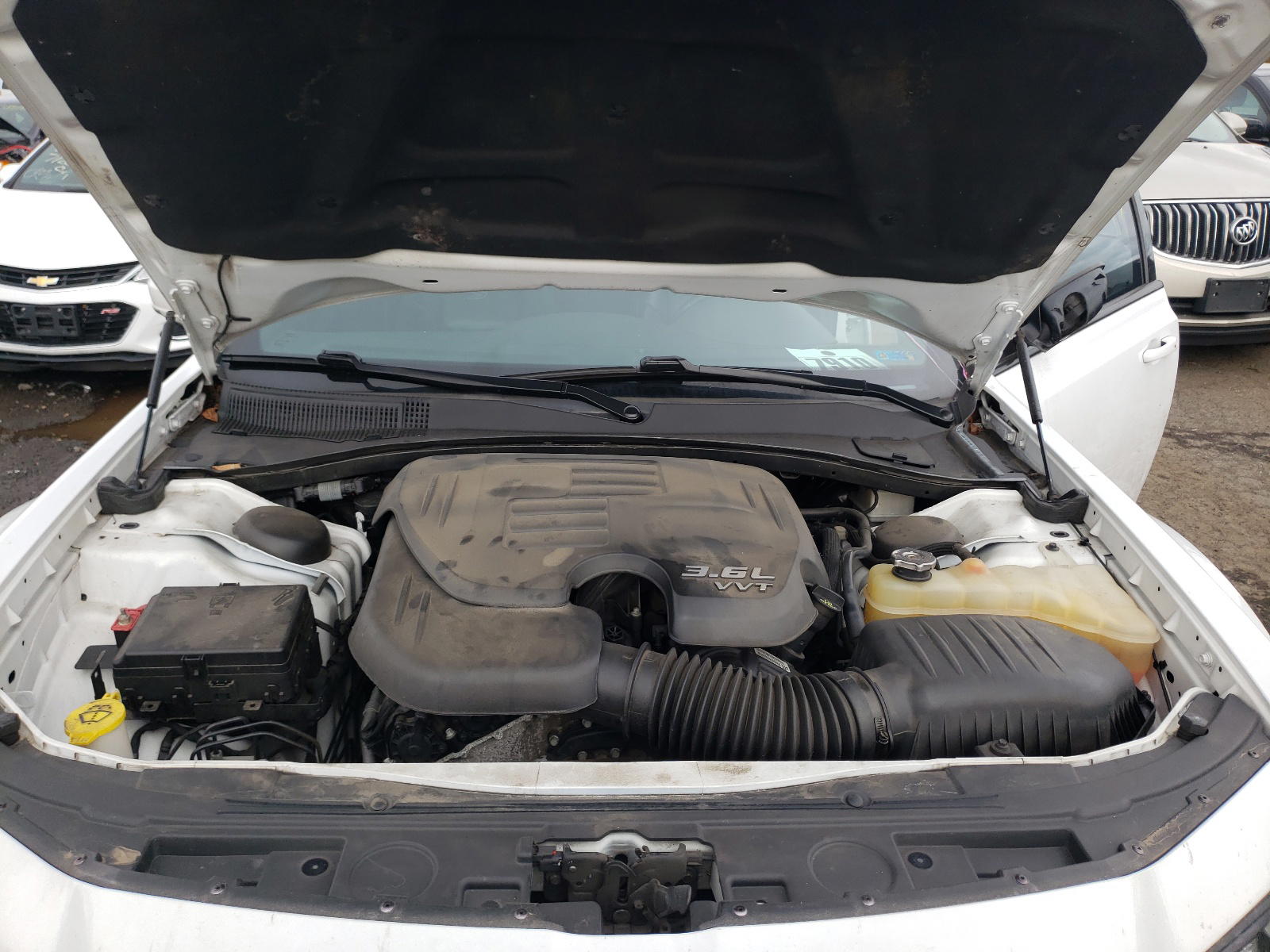 Photo 7 from auction – 2016 CHRYSLER 300 S with VIN 2C3CCAGG9GH161891