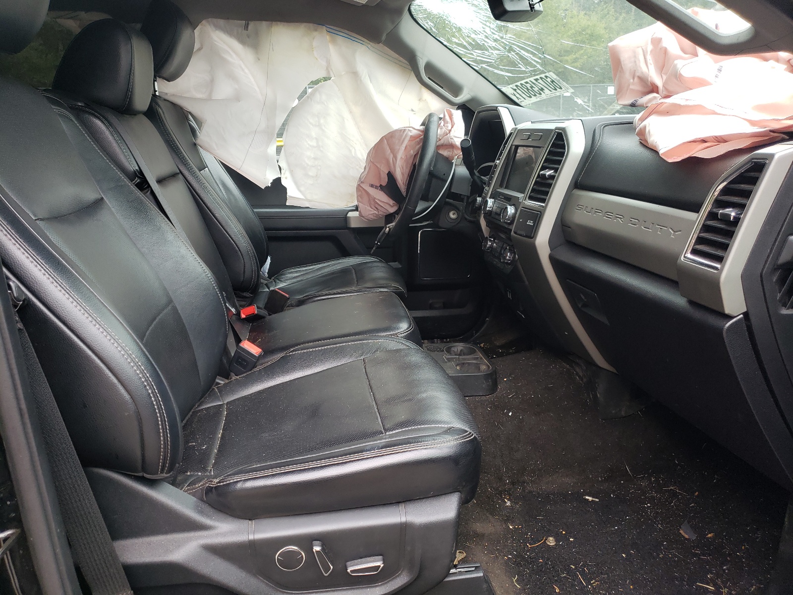 Photo 5 from auction – 2018 FORD F250 SUPER with VIN 1FT7W2B69JEC00213