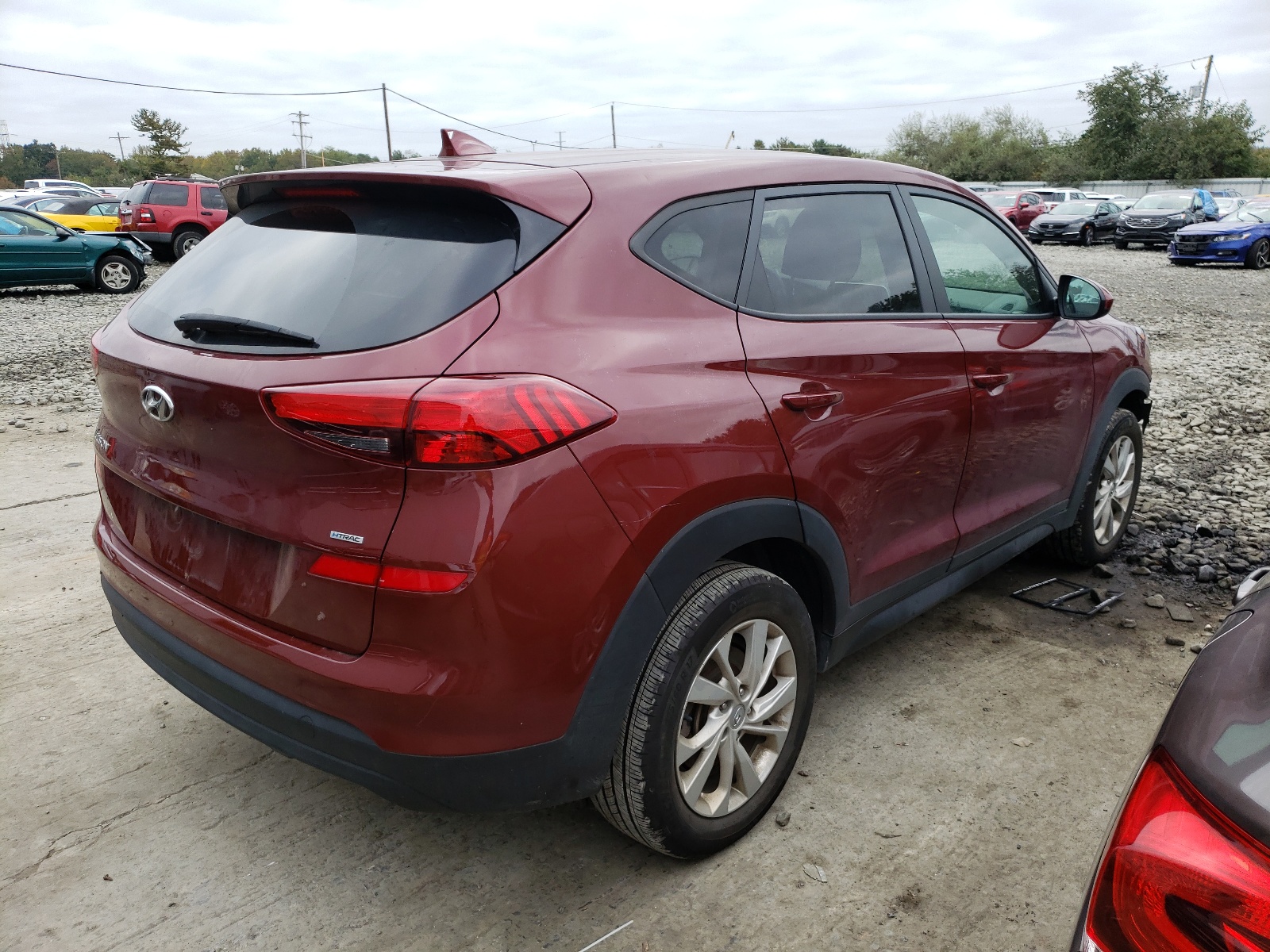 Photo 4 from auction – 2019 HYUNDAI TUCSON SE with VIN KM8J2CA46KU973280