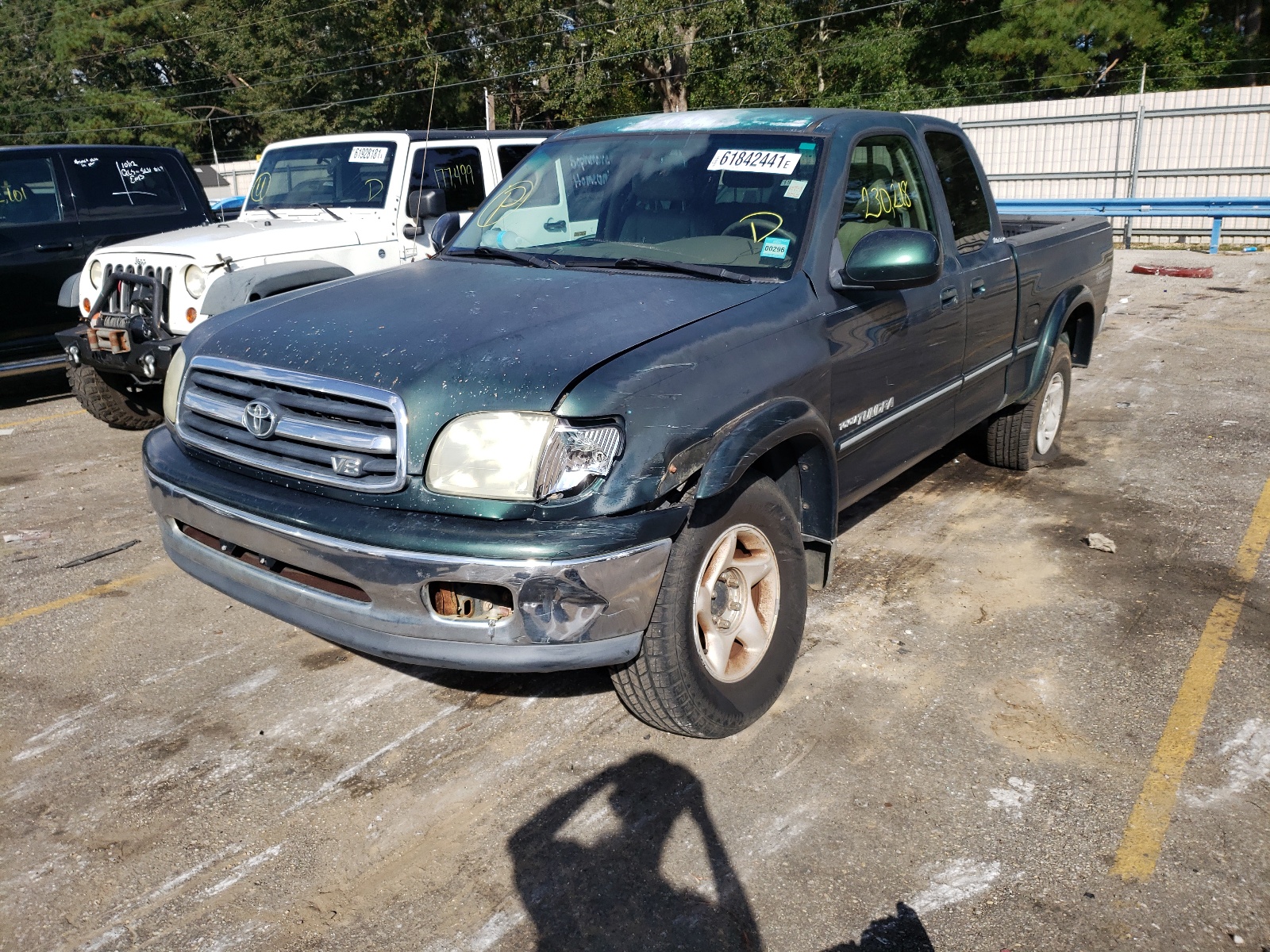 Photo 2 from auction – 2001 TOYOTA TUNDRA ACC with VIN 5TBBT48101S202204