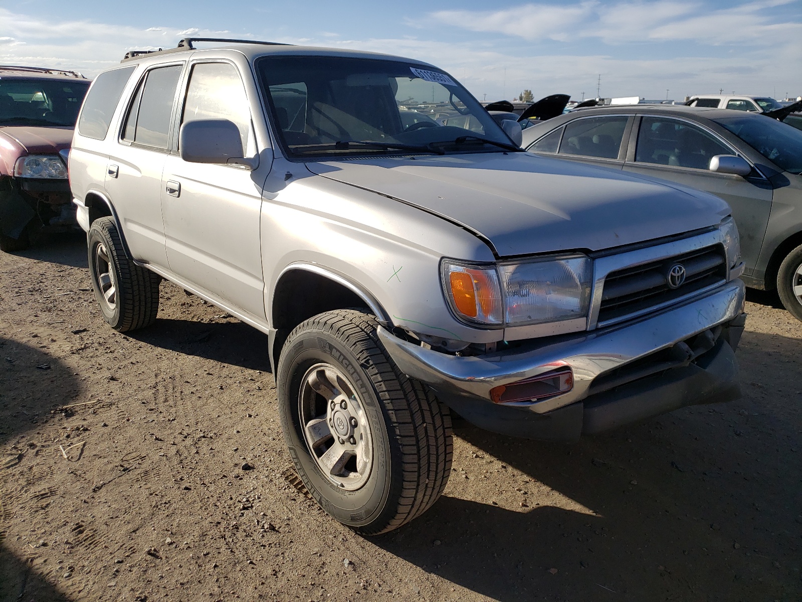 TOYOTA 4RUNNER SR 1998 with VIN JT3HN86R7W0190918 - Photo from auction