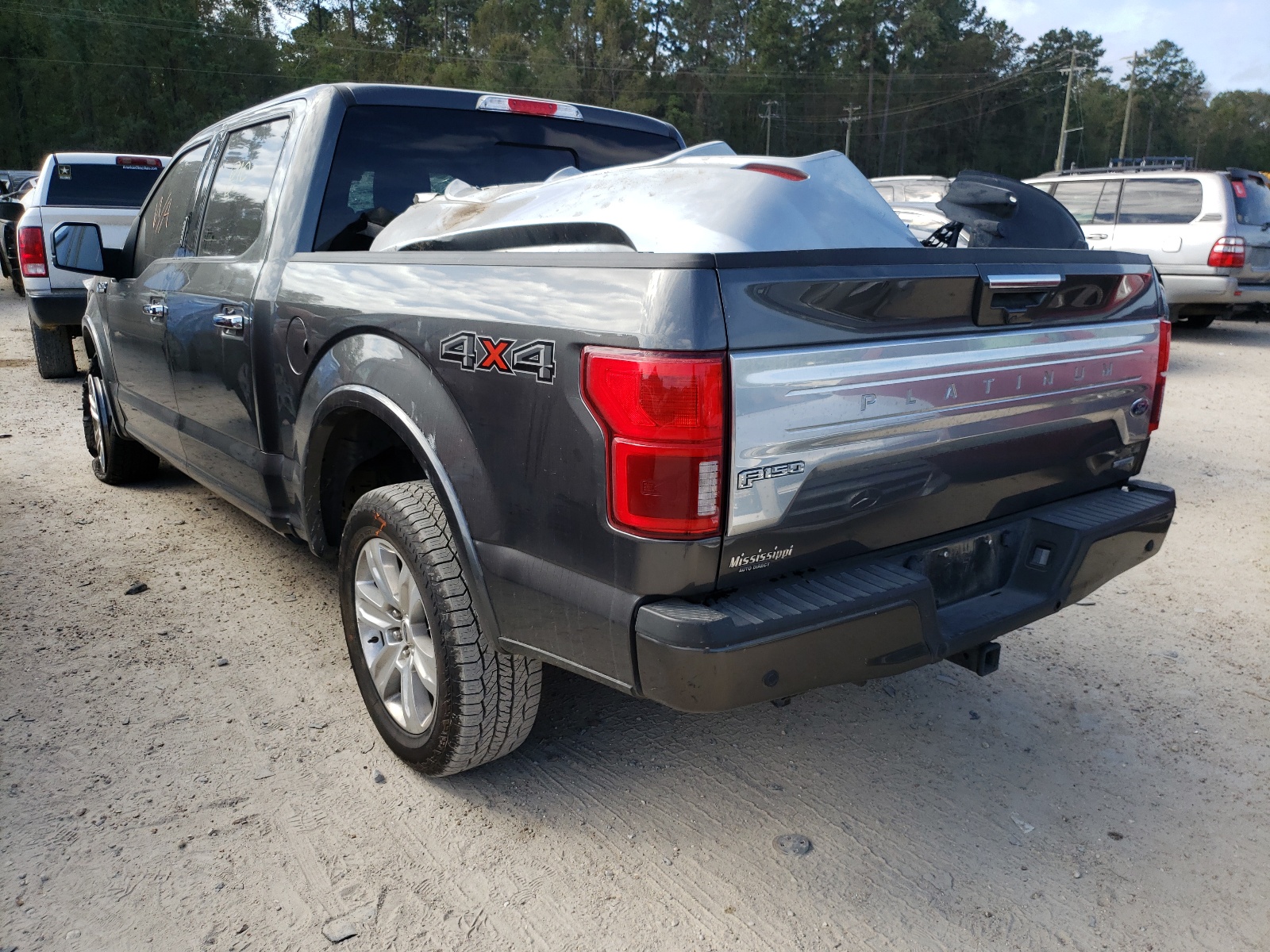 Photo 3 from auction – 2019 FORD F150 SUPER with VIN 1FTEW1E49KFB84358