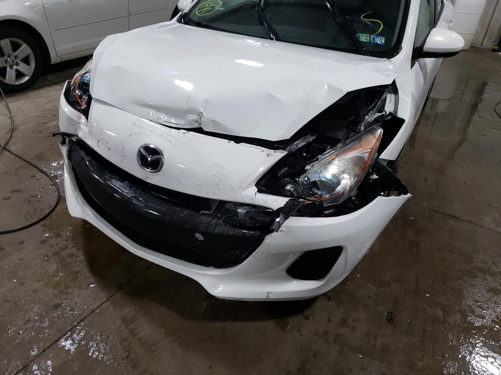 Photo 9 from auction – 2012 MAZDA 3 I with VIN JM1BL1V83C1684755