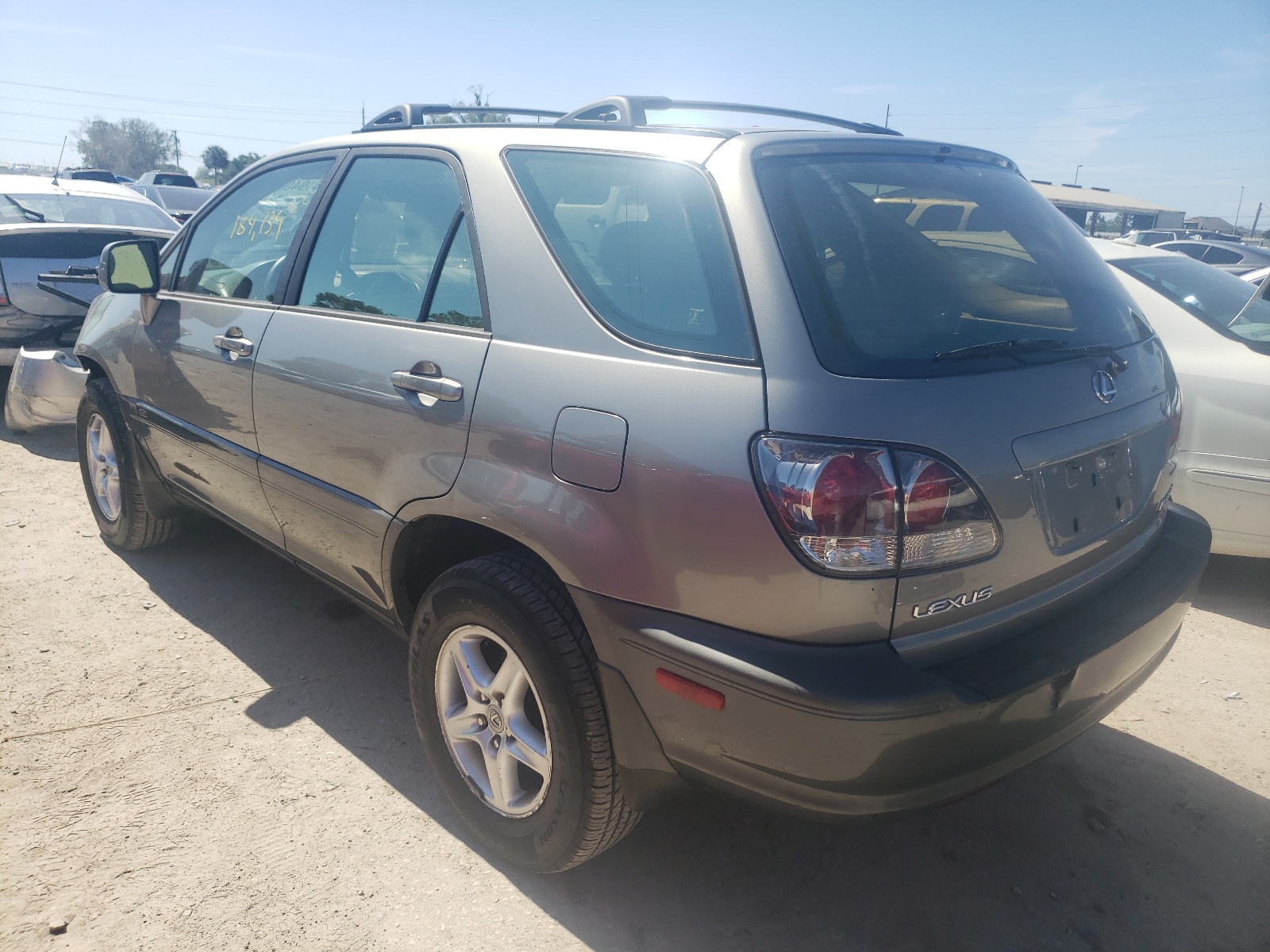 صورة رقم 3 من المزاد - 2003 LEXUS RX 300 مع VIN JTJGF10U630150492