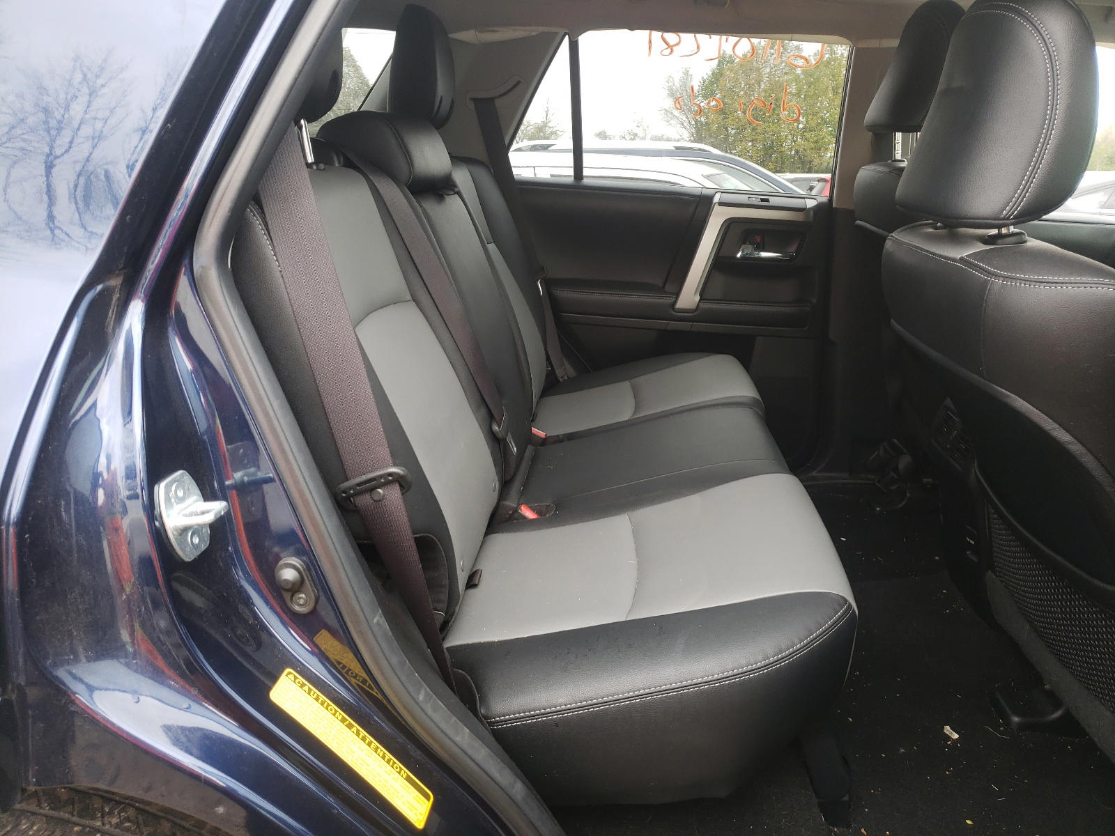 Photo 6 from auction – 2014 TOYOTA 4RUNNER SR with VIN JTEBU5JR6E5194174