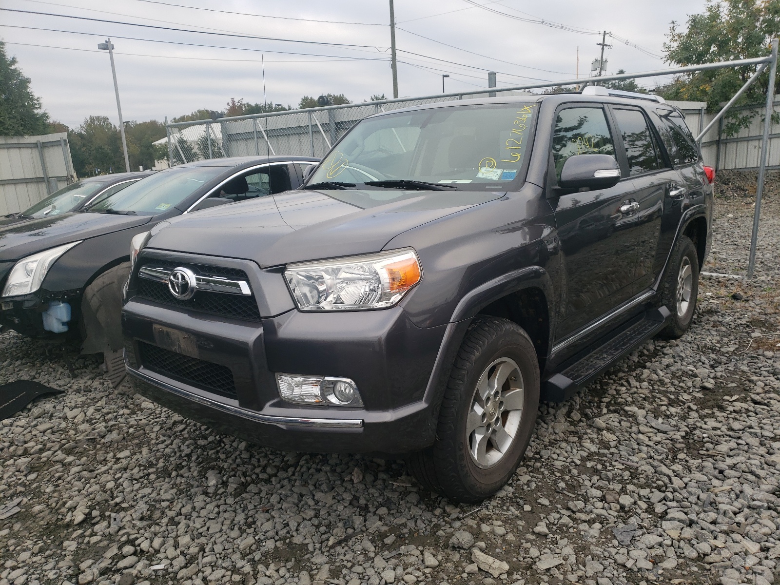 Photo 2 from auction – 2013 TOYOTA 4RUNNER SR with VIN JTEBU5JR0D5121915