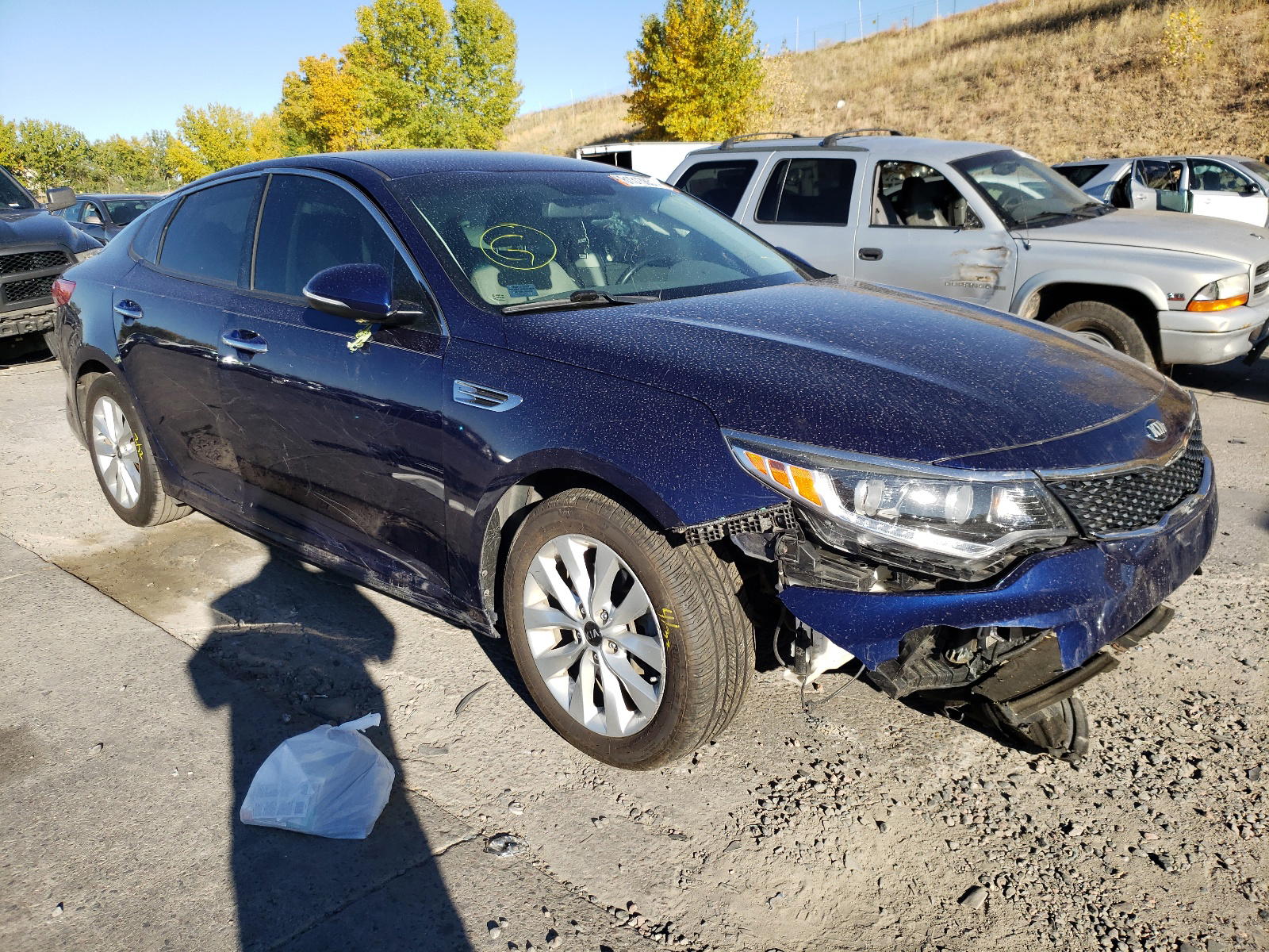 KIA OPTIMA EX 2016 with VIN 5XXGU4L35GG004800 - Photo from auction