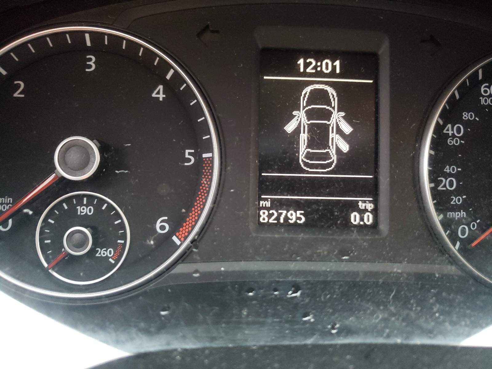 Photo 8 from auction – 2014 VOLKSWAGEN PASSAT SE with VIN 1VWBN7A36EC078149