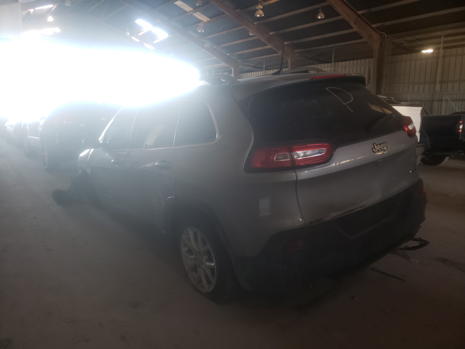 Photo 3 from auction – 2017 JEEP CHEROKEE L with VIN 1C4PJLCSXHW508964