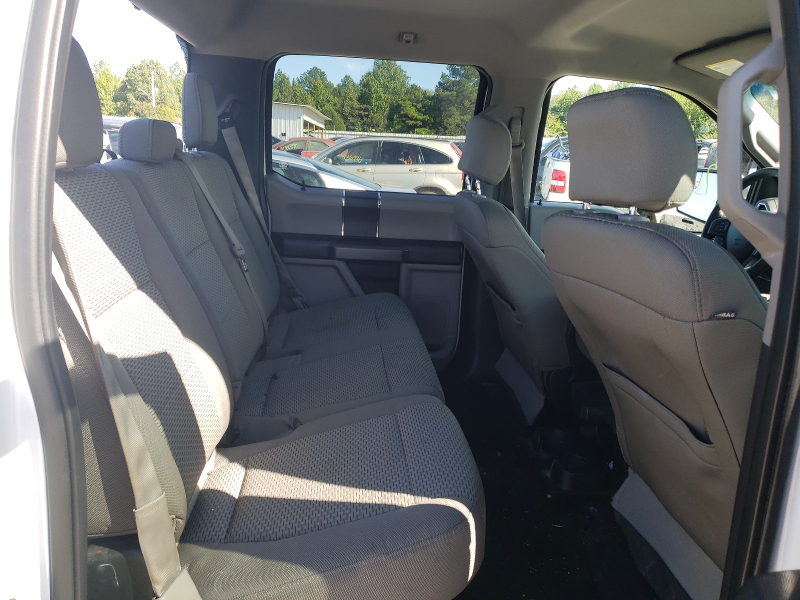Photo 6 from auction – 2016 FORD F150 SUPER with VIN 1FTFW1EF4GKD35143