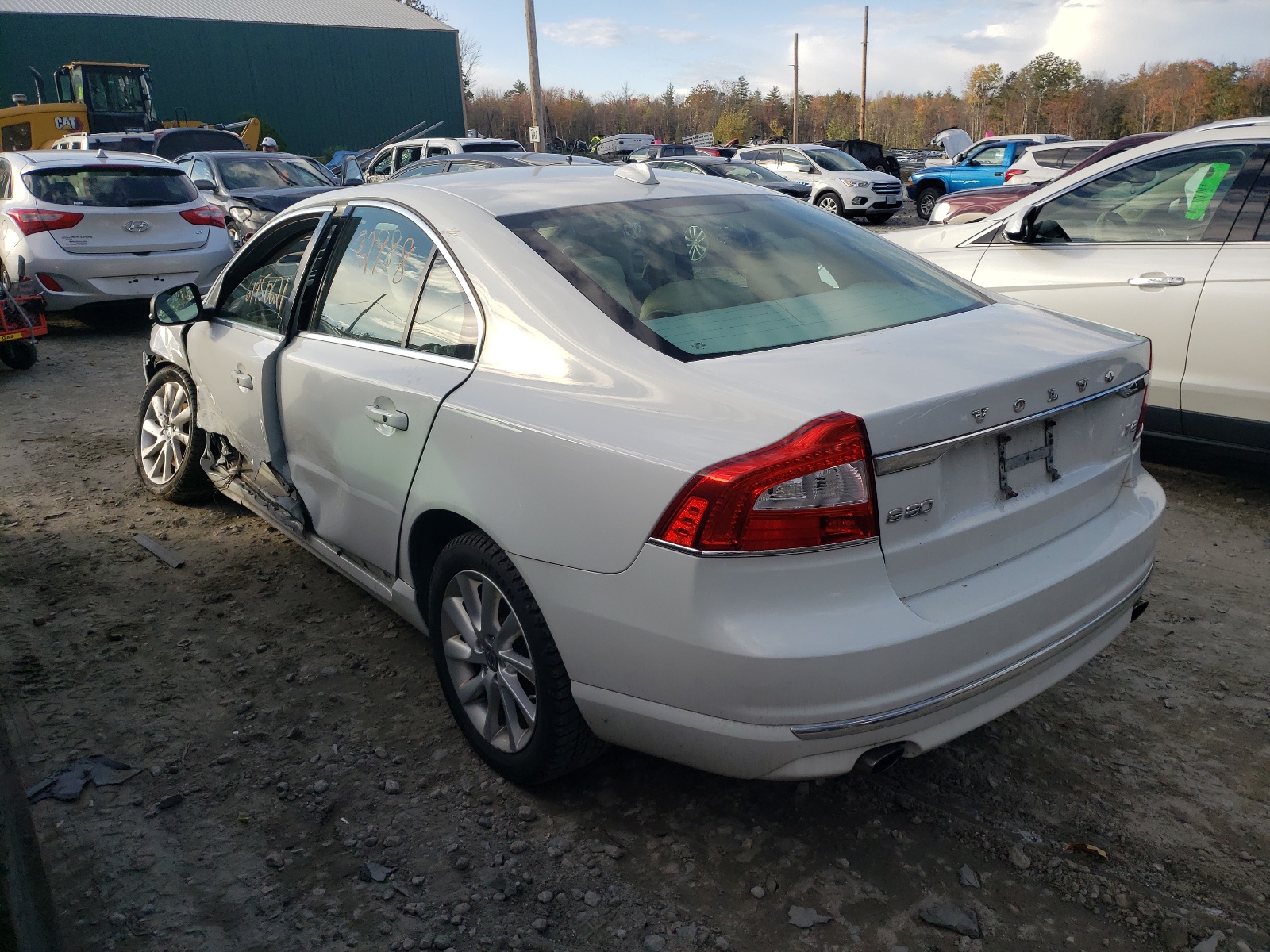 Photo 3 from auction – 2015 VOLVO S80 PREMIE with VIN YV140MAK5F1186270